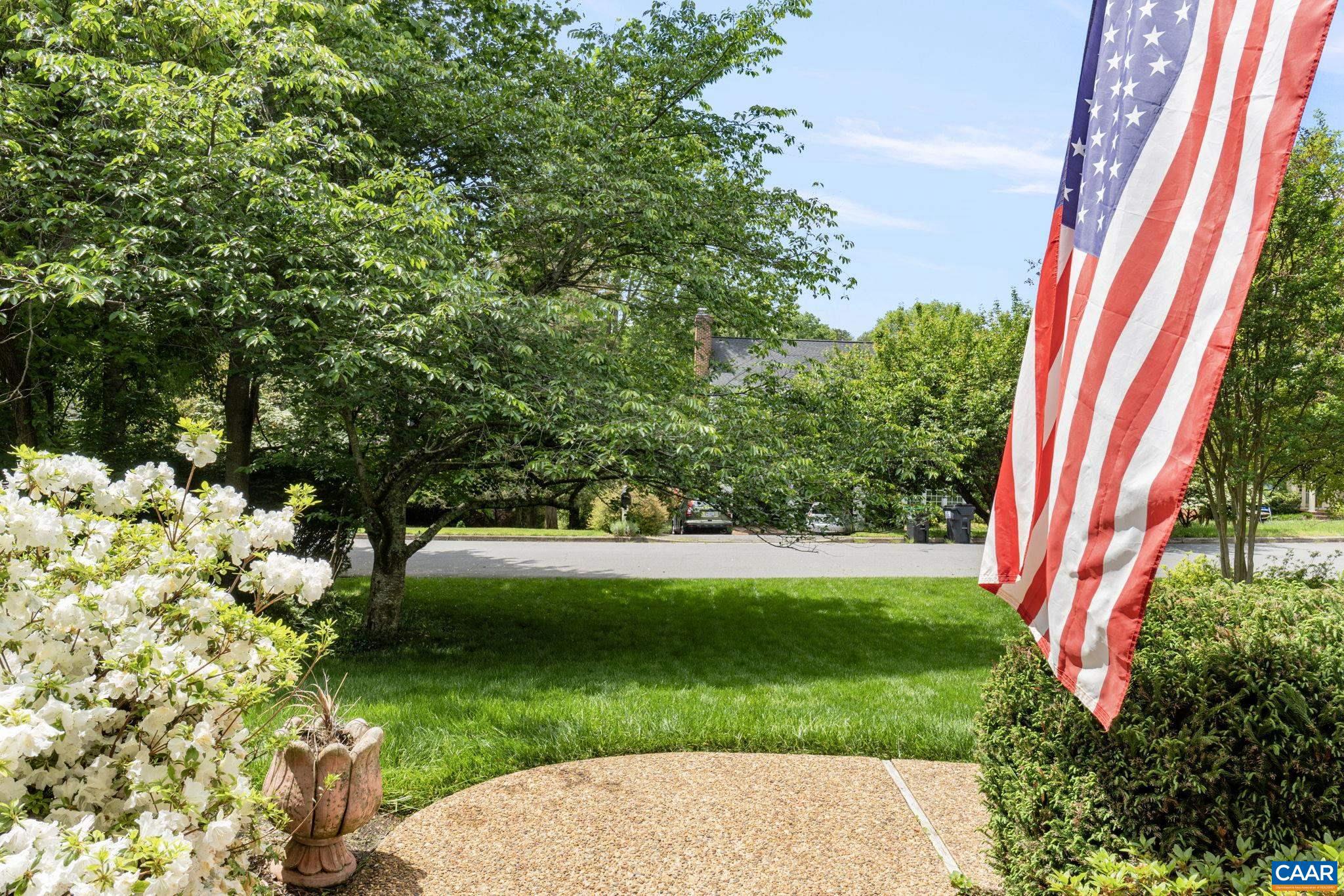 FOREST LAKES - Residential