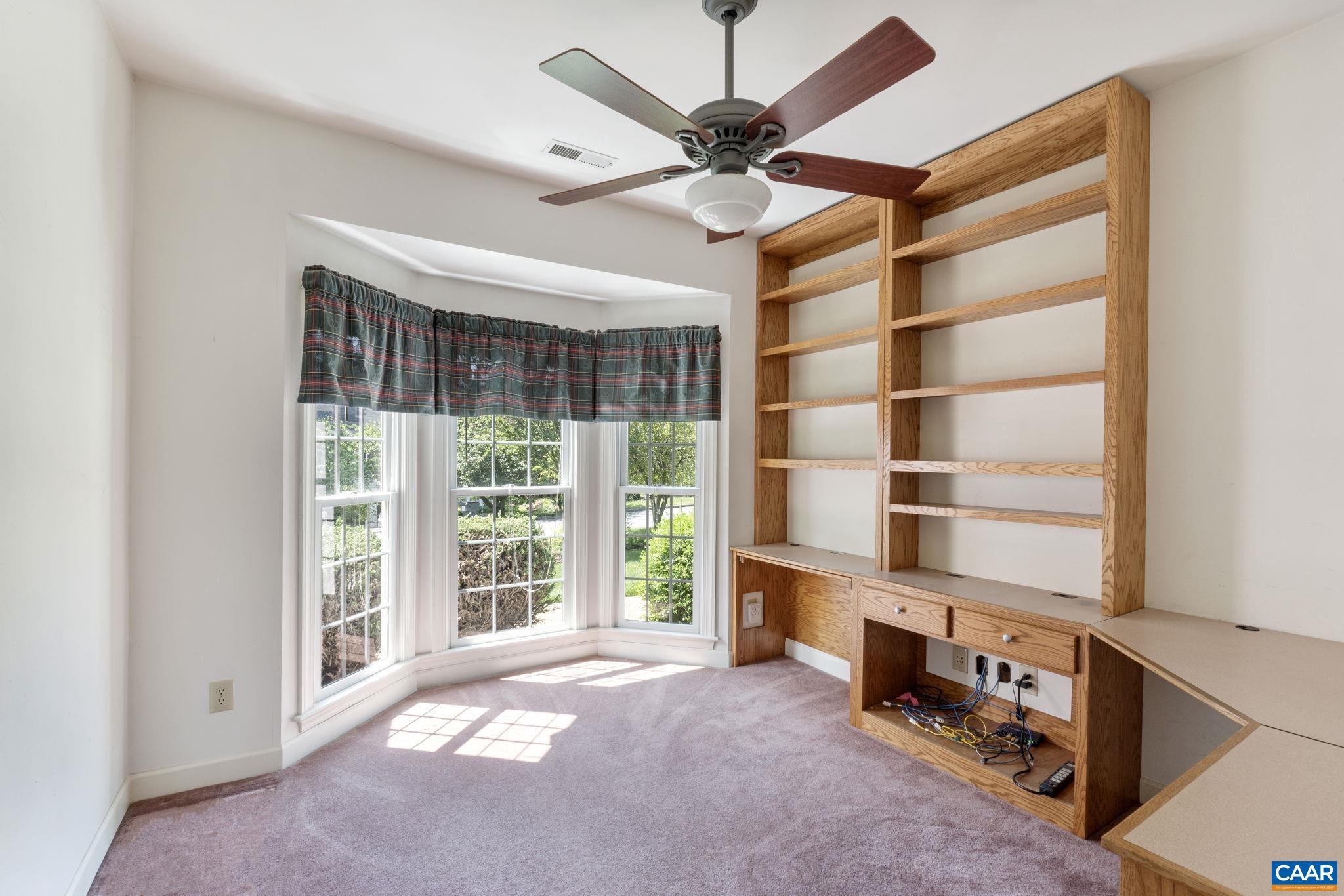 FOREST LAKES - Residential