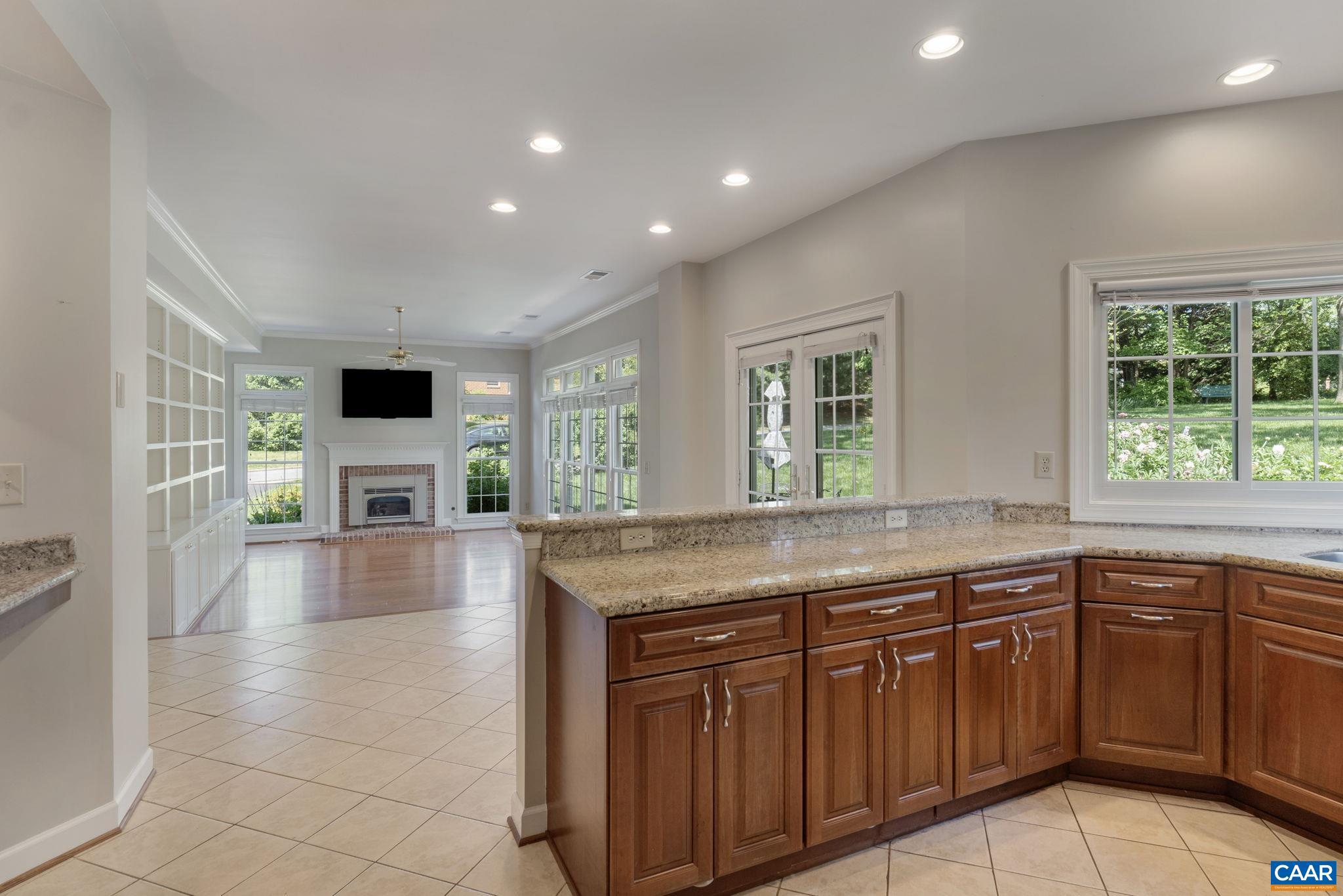 FOREST LAKES - Residential