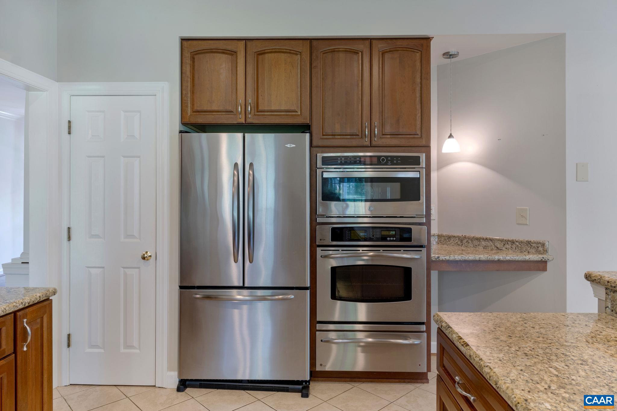 FOREST LAKES - Residential