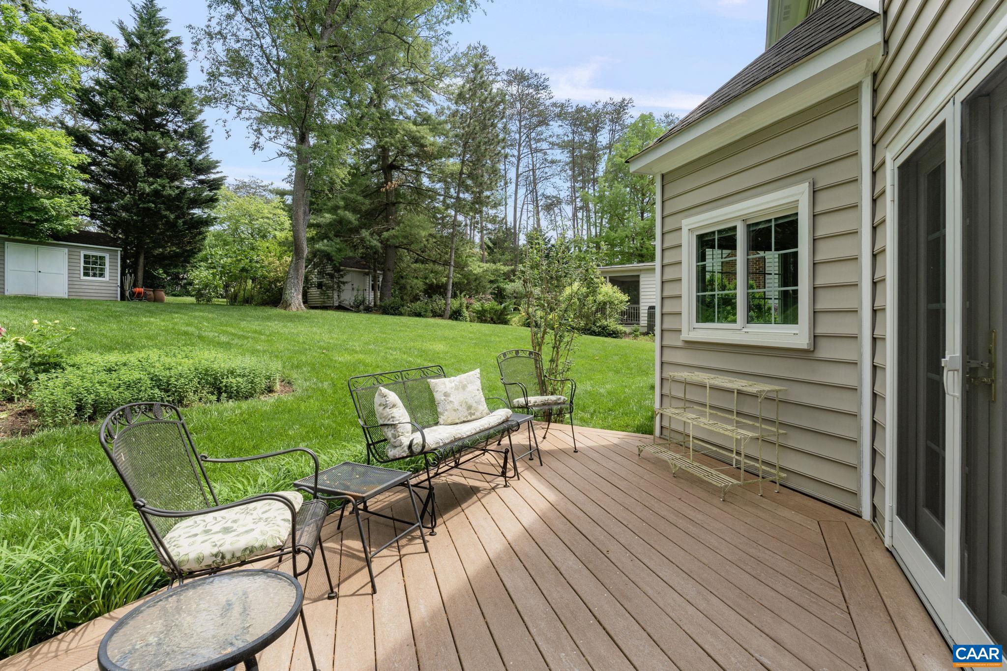 FOREST LAKES - Residential