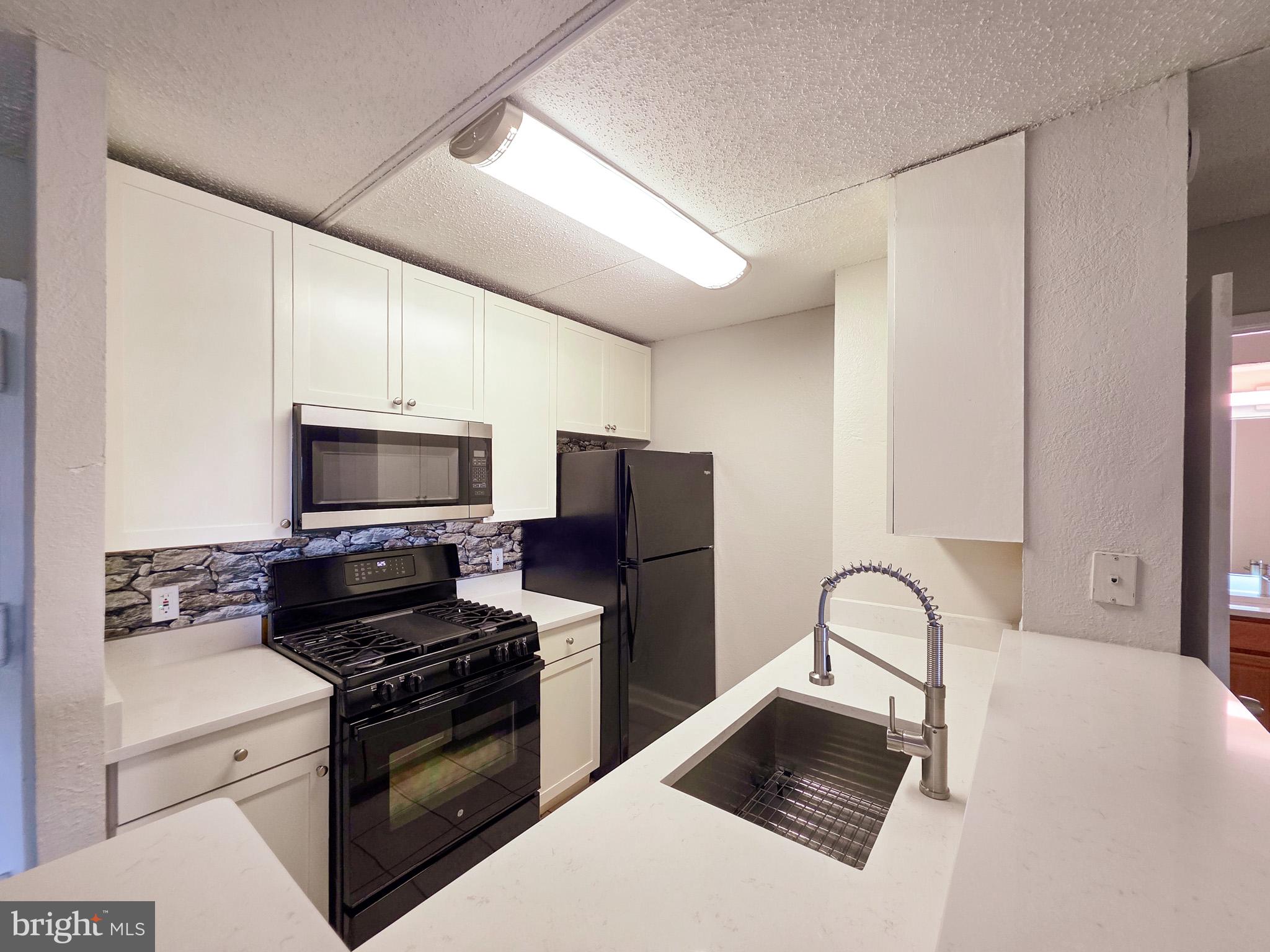 75 S REYNOLDS STREET 116