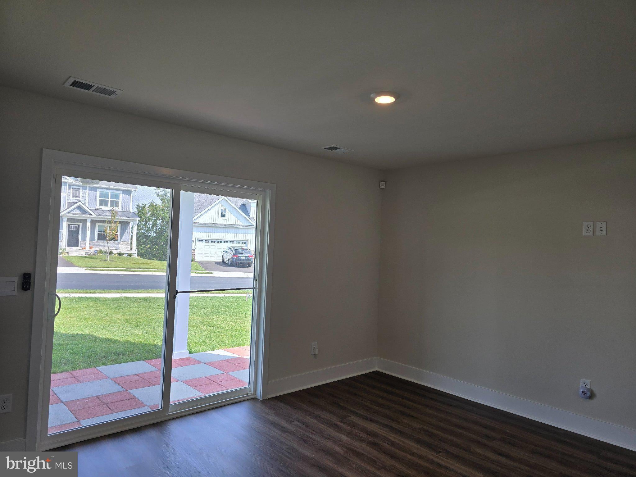 110 SIOUX LOOP