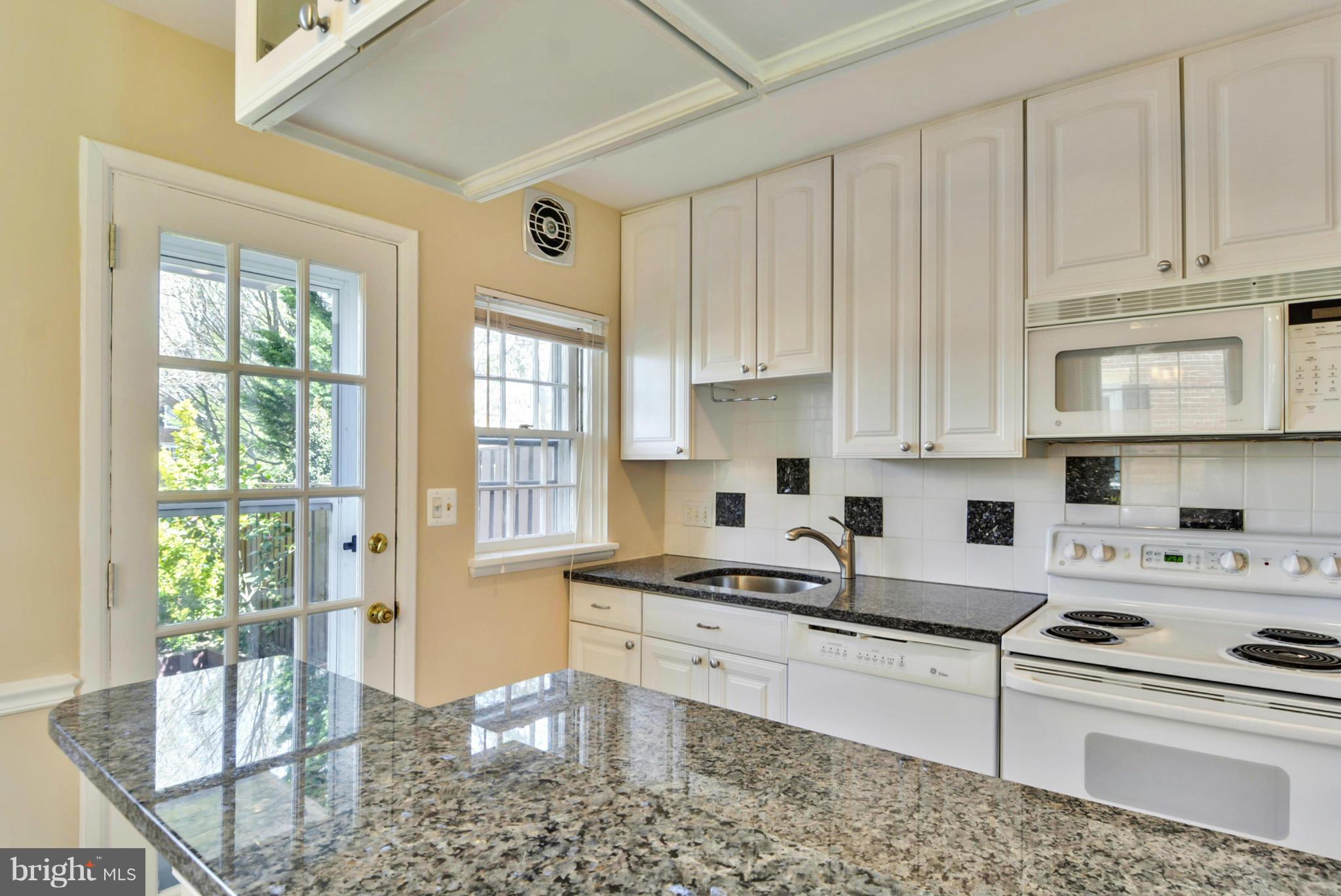 FAIRLINGTON MEWS - Residential