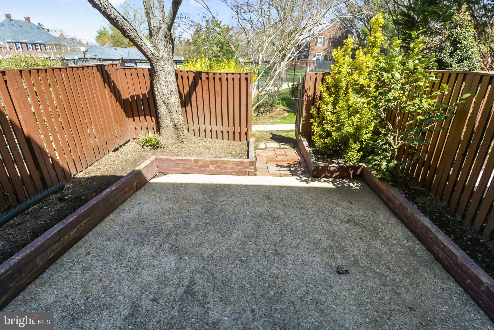 FAIRLINGTON MEWS - Residential