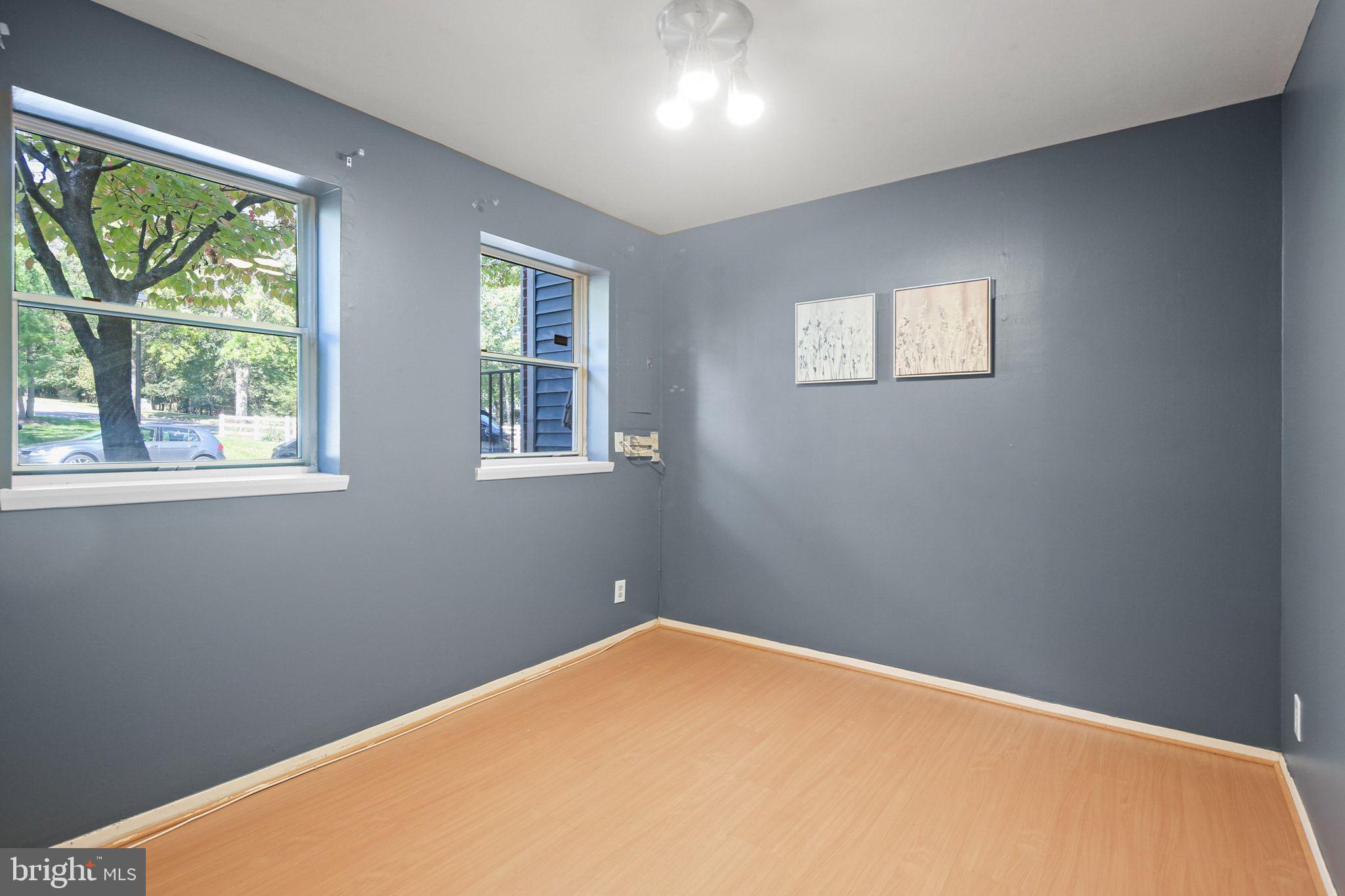 WOODLAND PARK - Residential