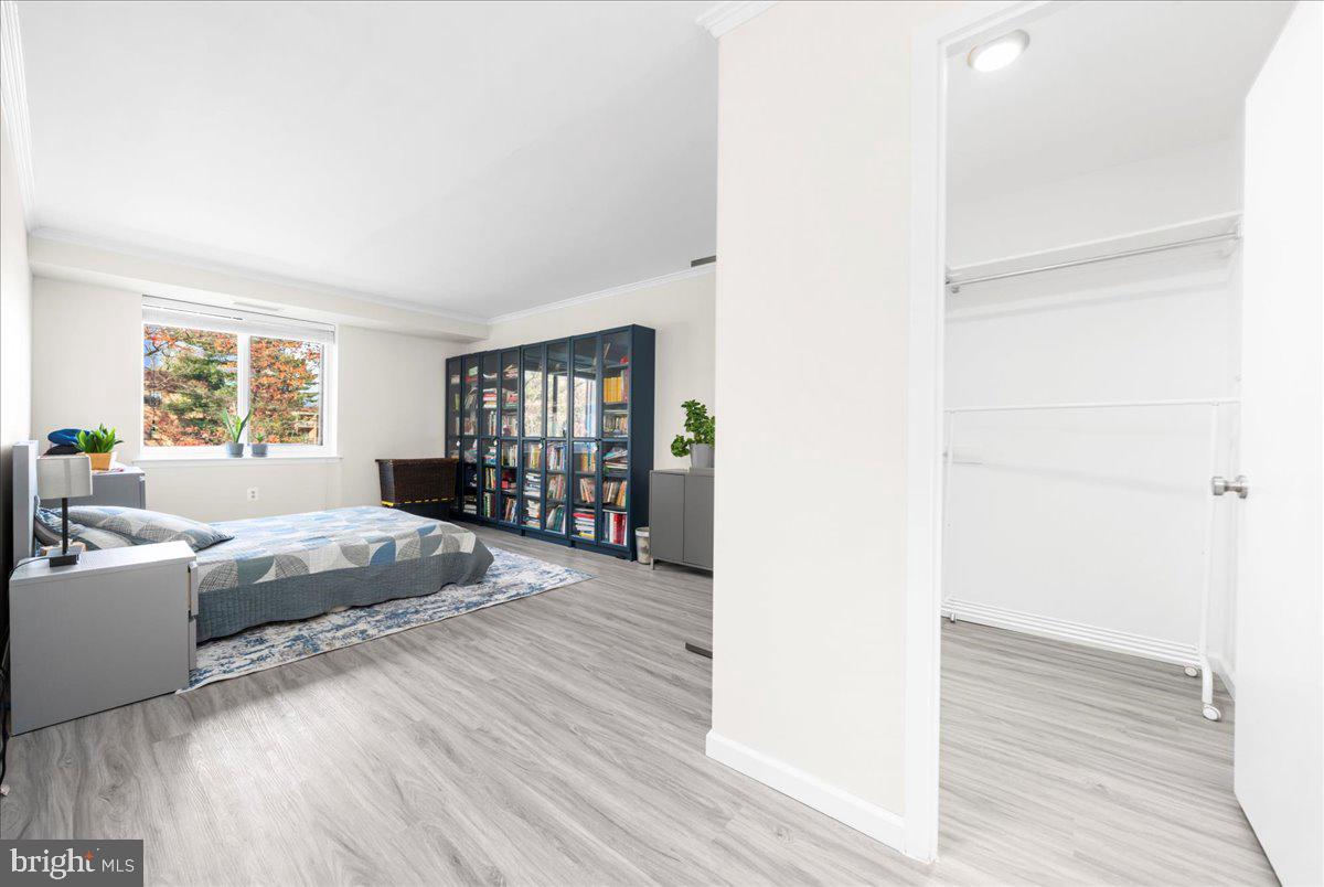 OAK HILL - Residential