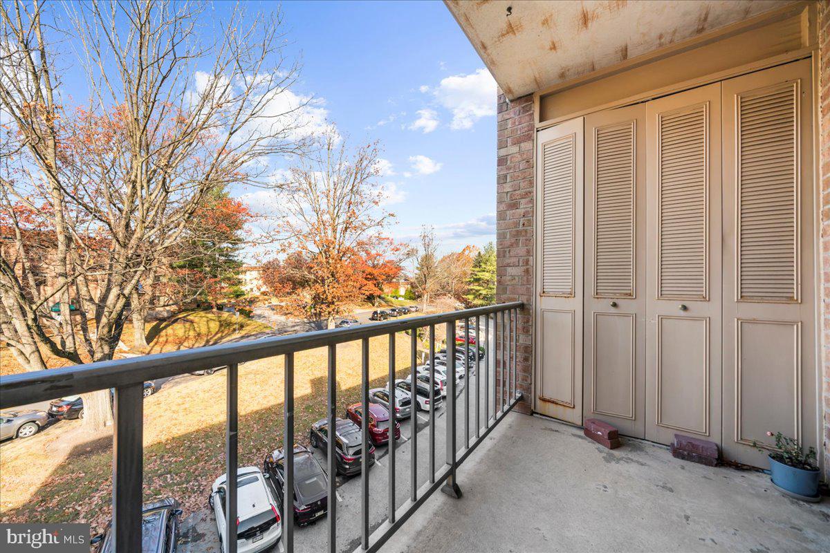 OAK HILL - Residential