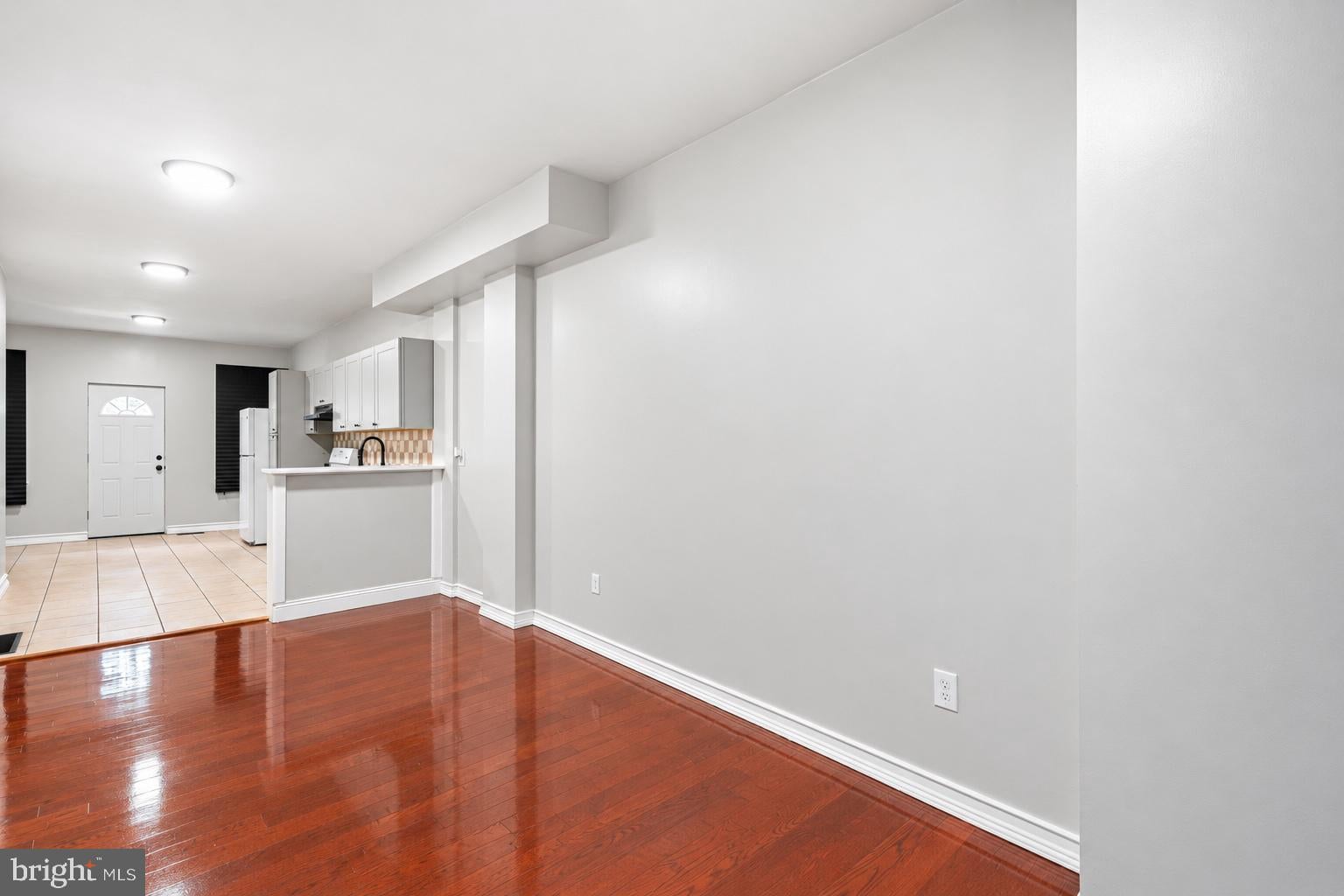 3845 FOLSOM STREET