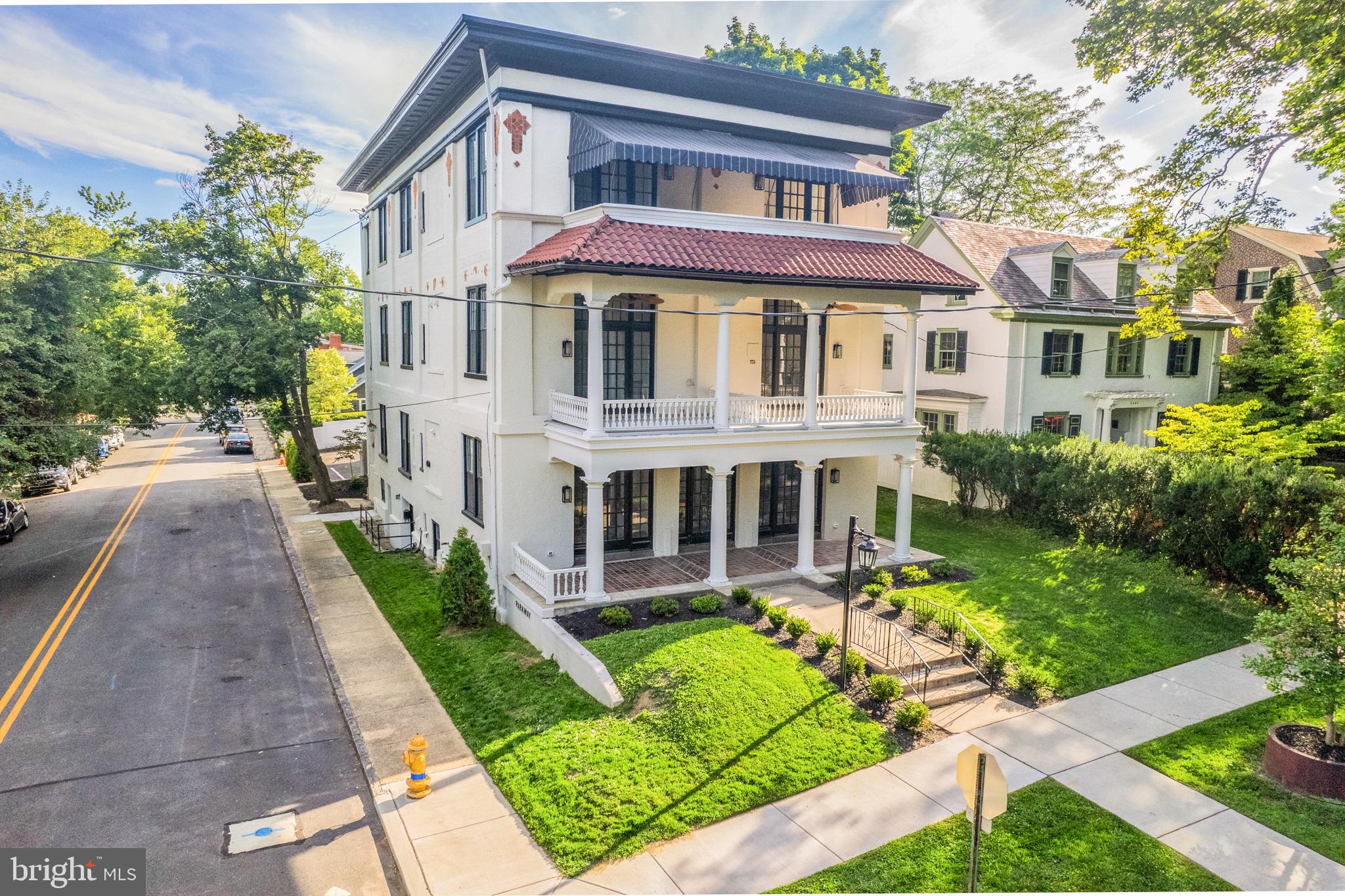 2300 W 17TH STREET 6