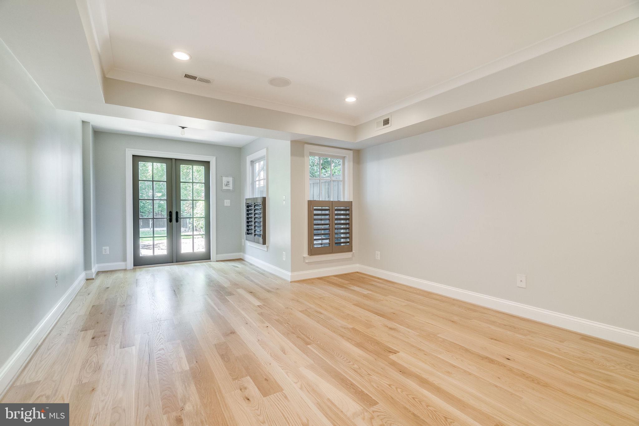 OLD TOWN ALEXANDRIA - Residential Lease