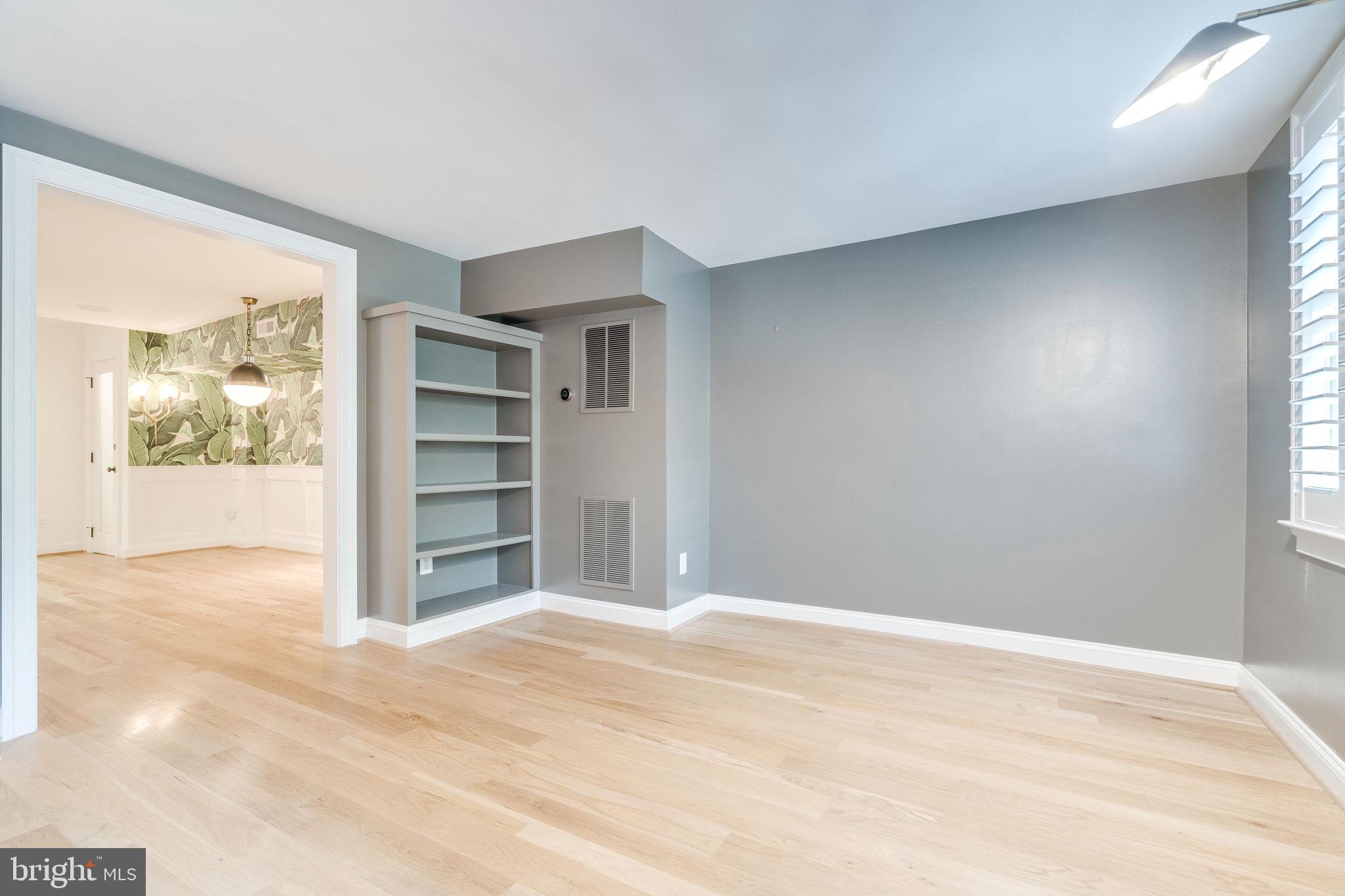 OLD TOWN ALEXANDRIA - Residential Lease