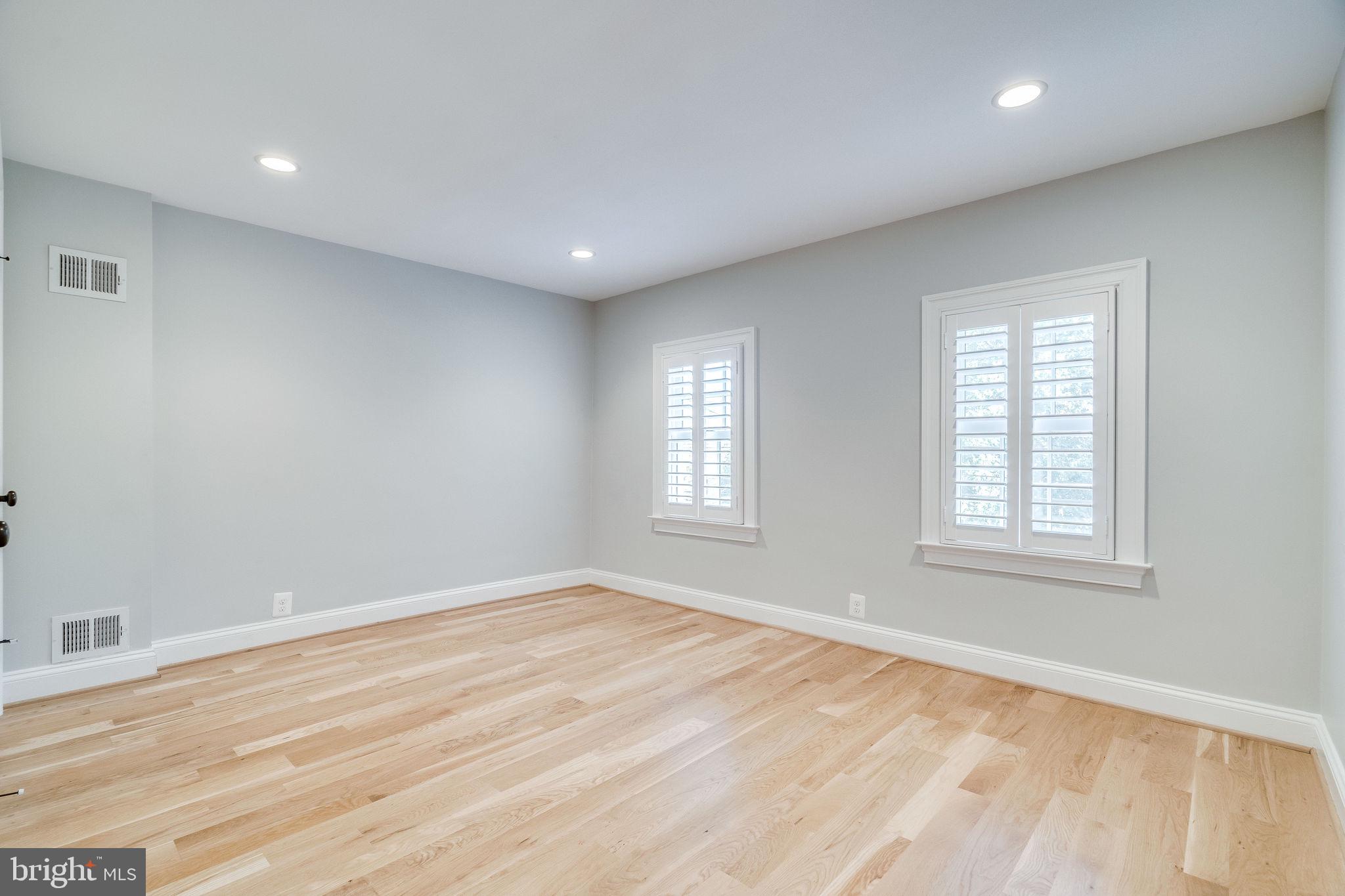 OLD TOWN ALEXANDRIA - Residential Lease