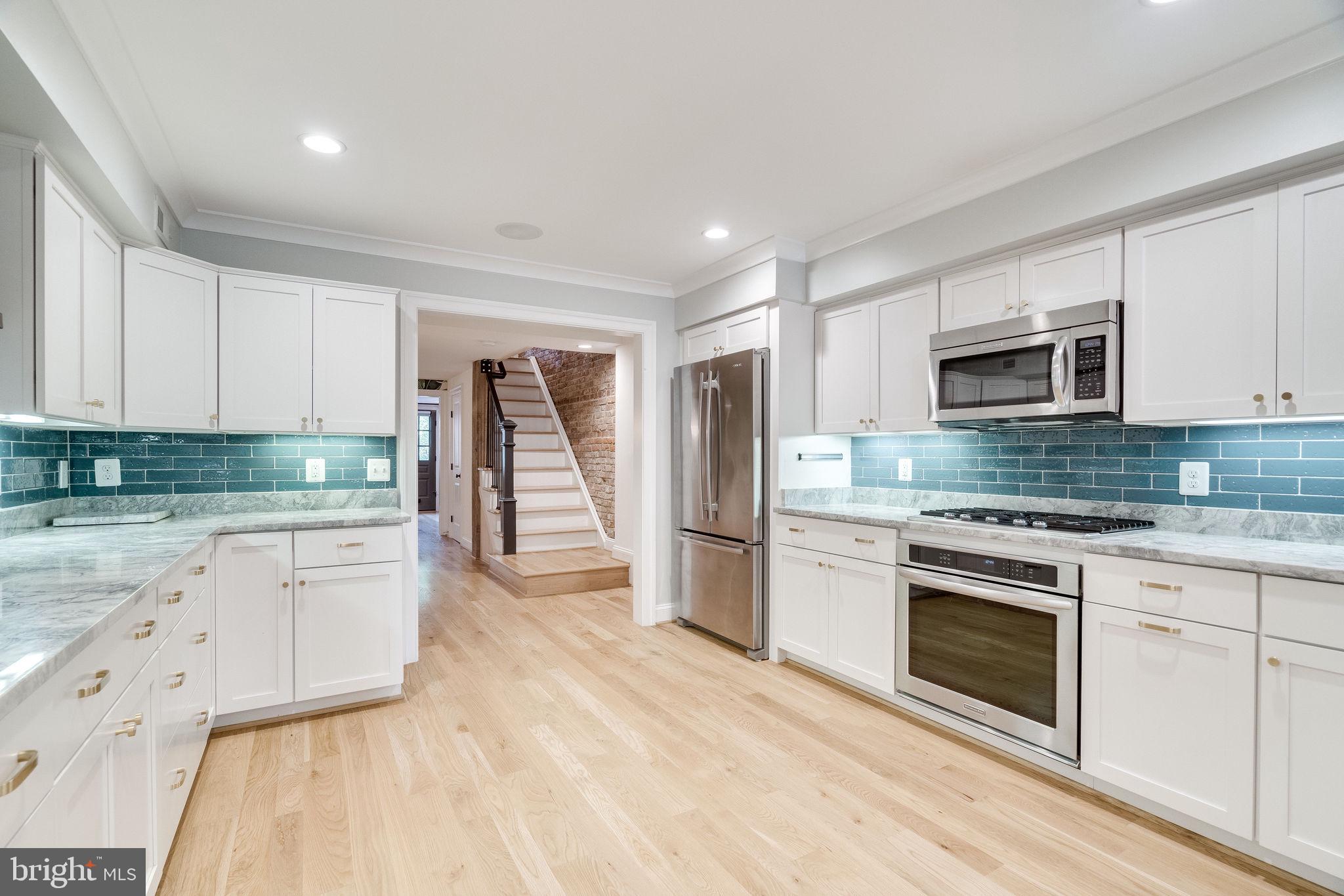 OLD TOWN ALEXANDRIA - Residential Lease