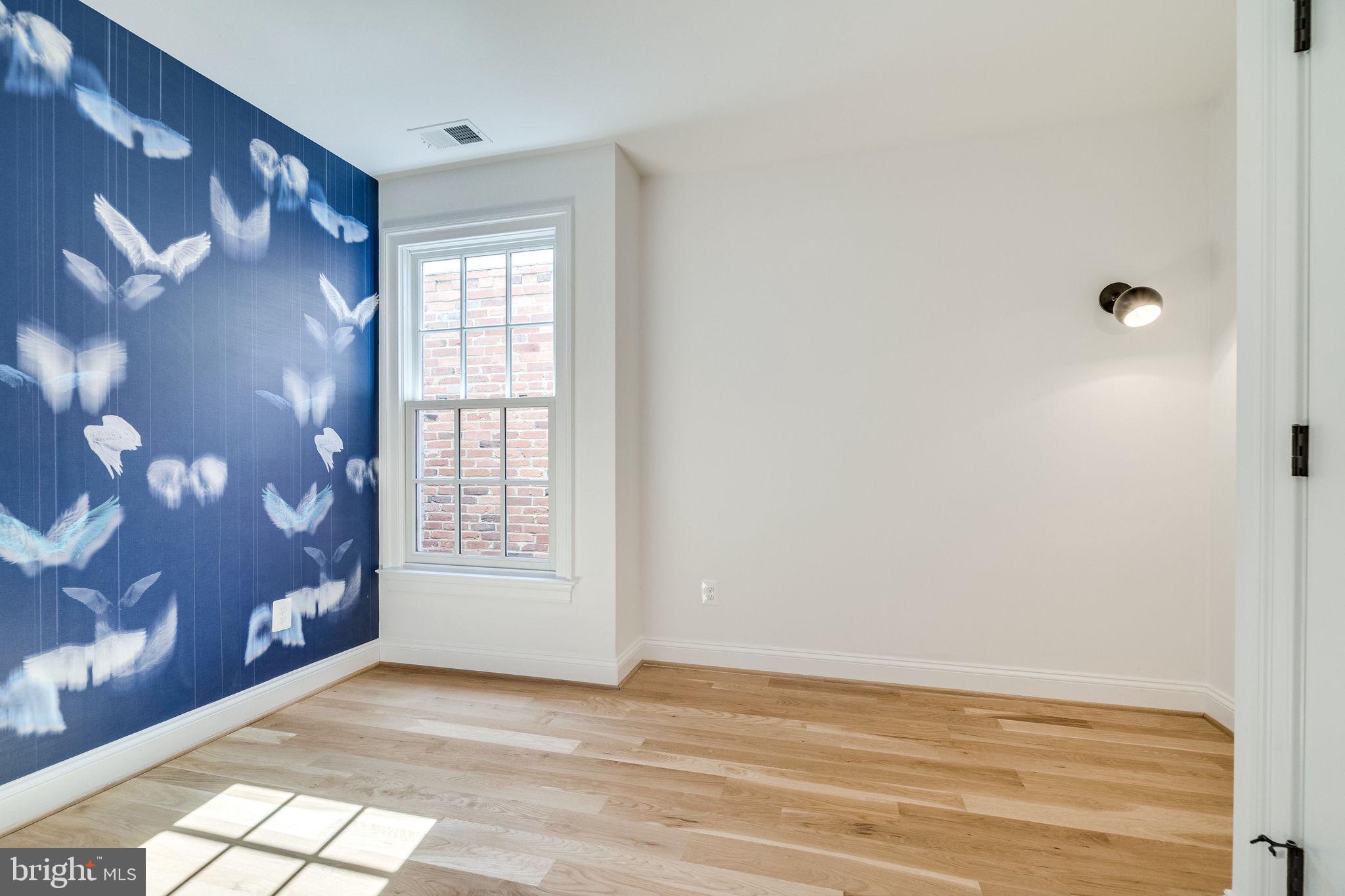 OLD TOWN ALEXANDRIA - Residential Lease