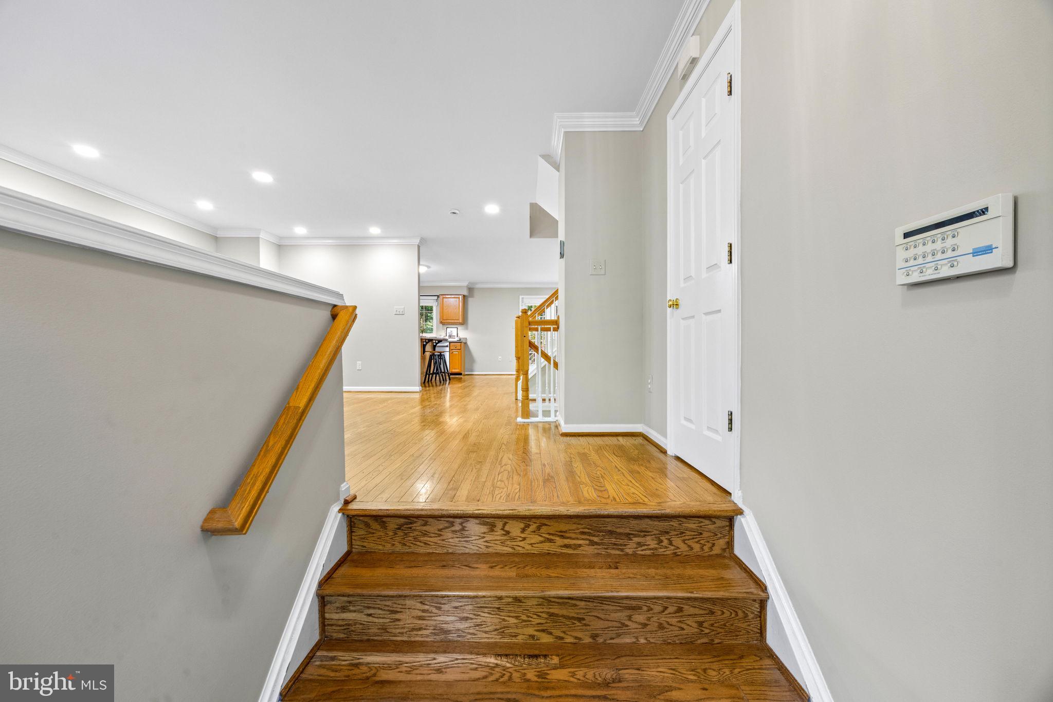 736 LEISTER DRIVE