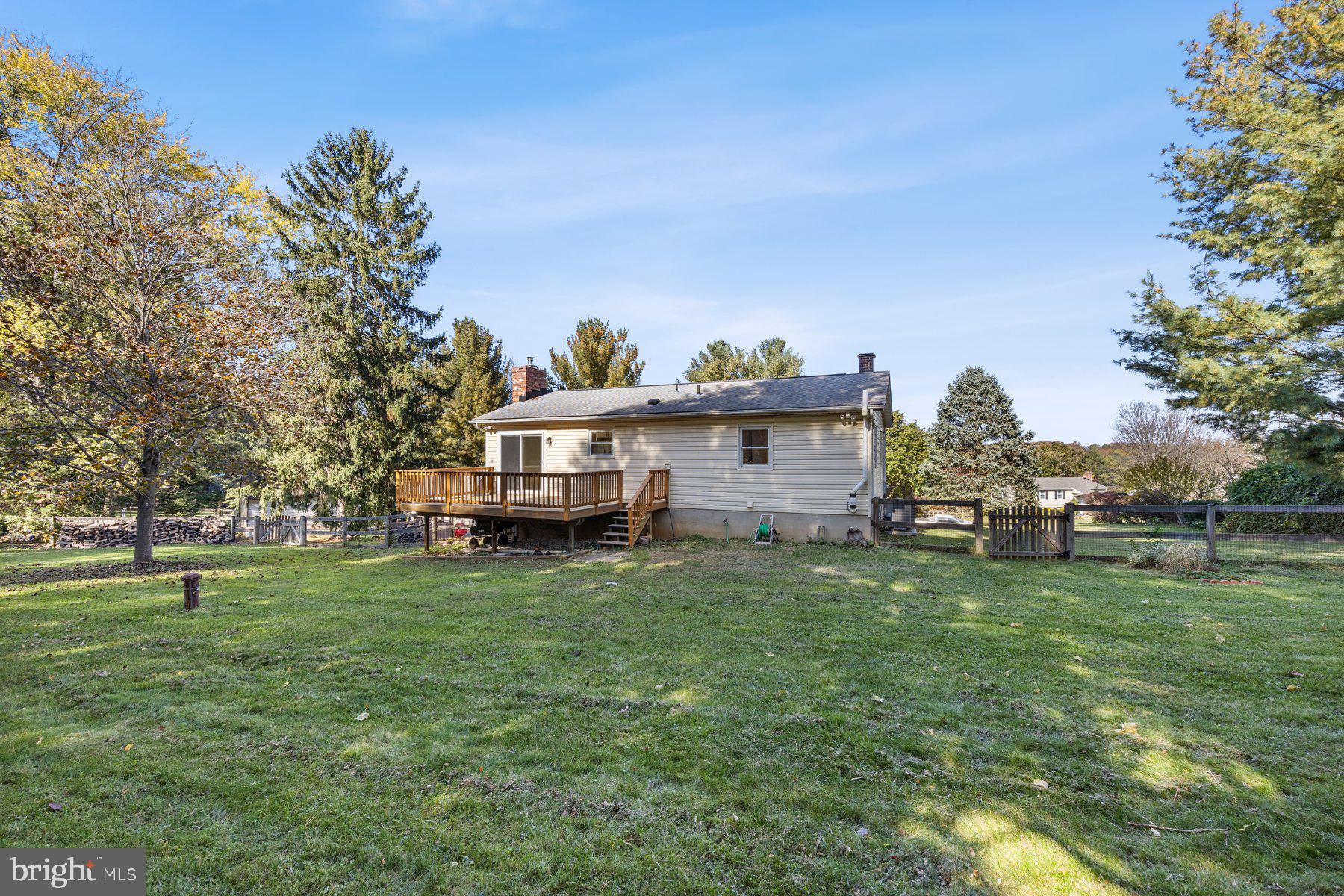 WINFIELD HEIGHTS - Residential