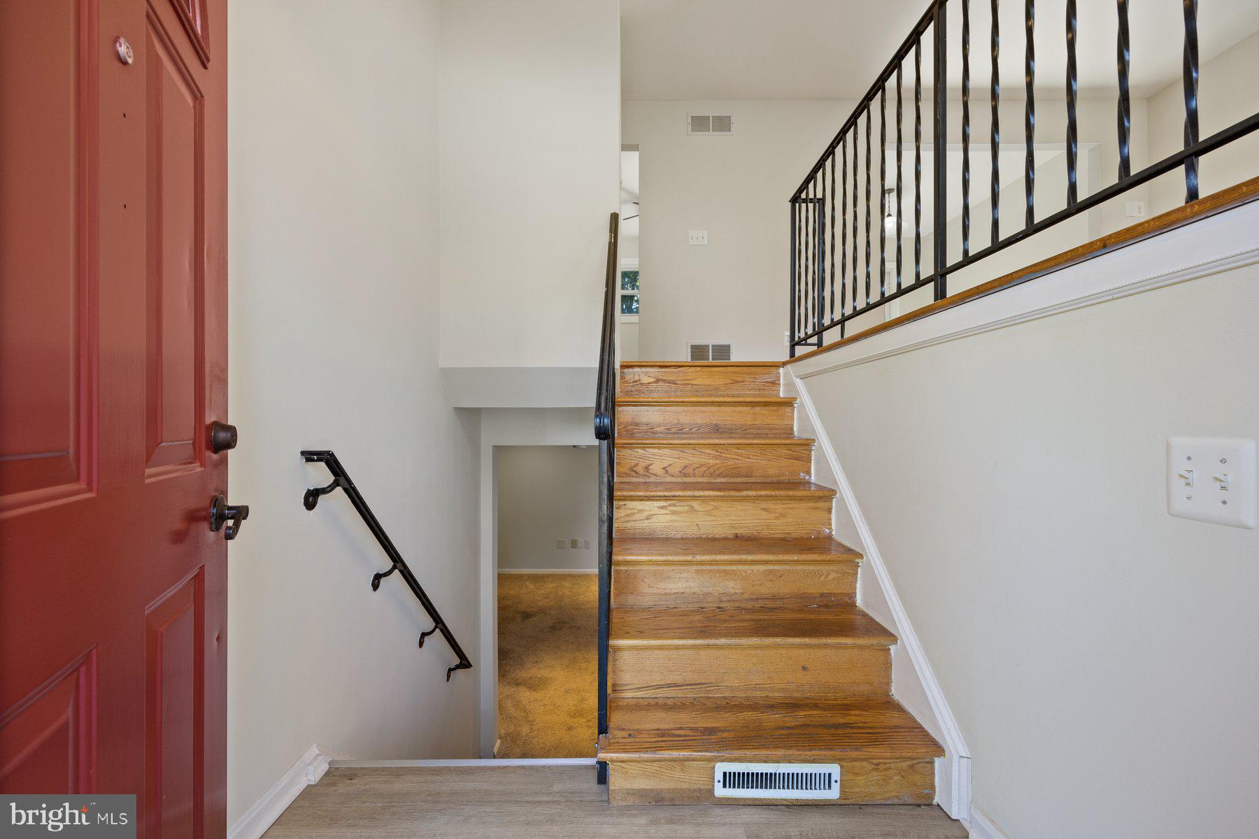 WINFIELD HEIGHTS - Residential