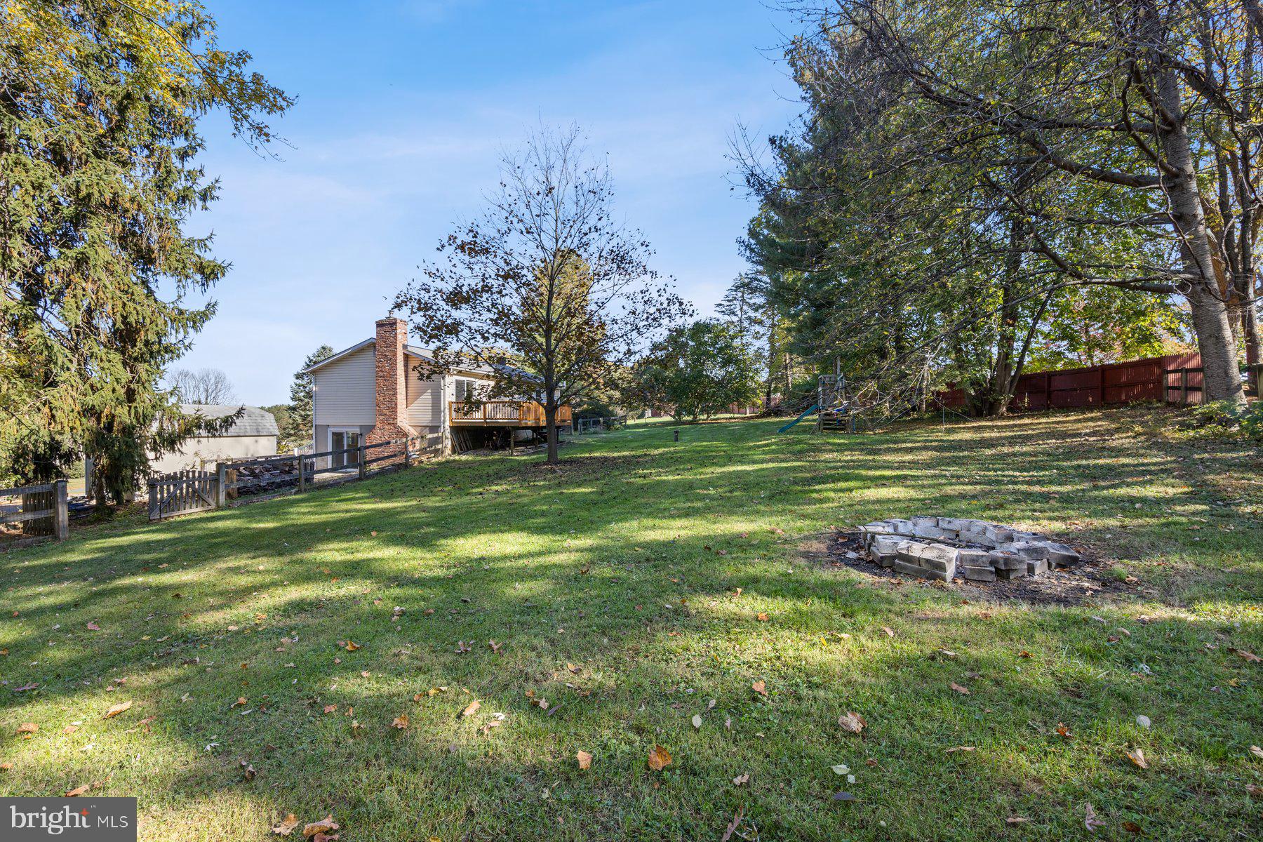 WINFIELD HEIGHTS - Residential