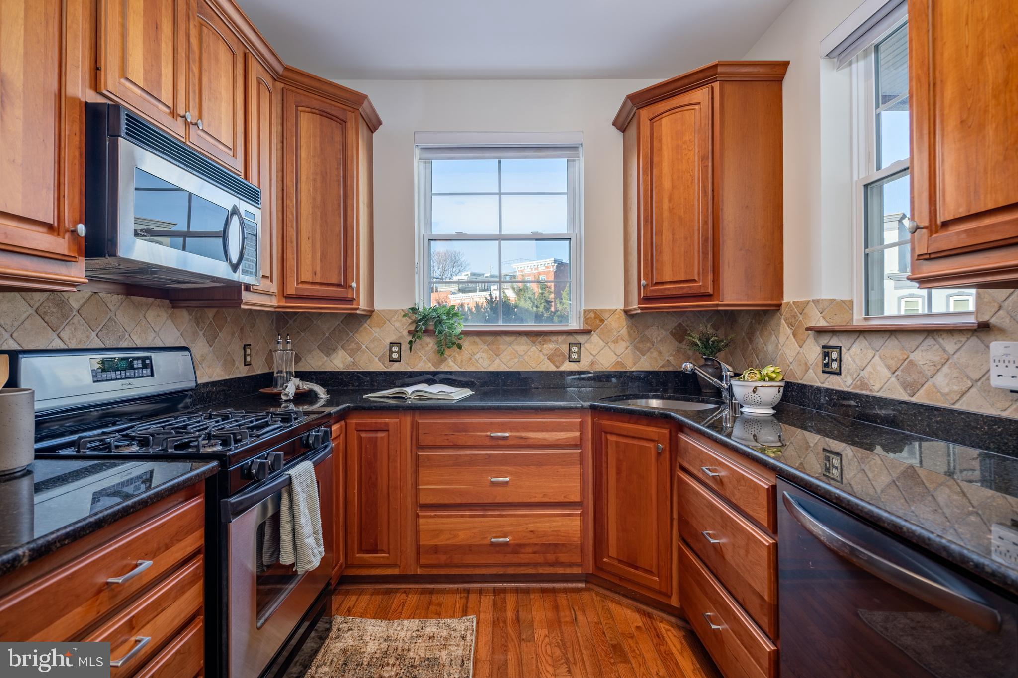 CANTON - Residential