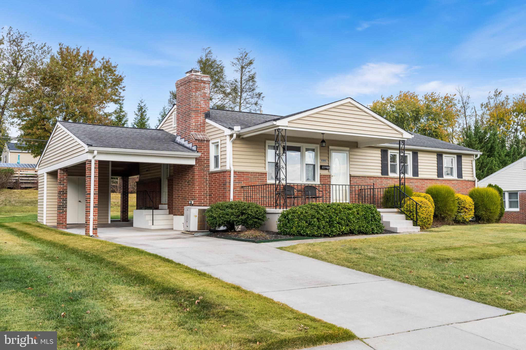 141 HOLLOW BROOK ROAD