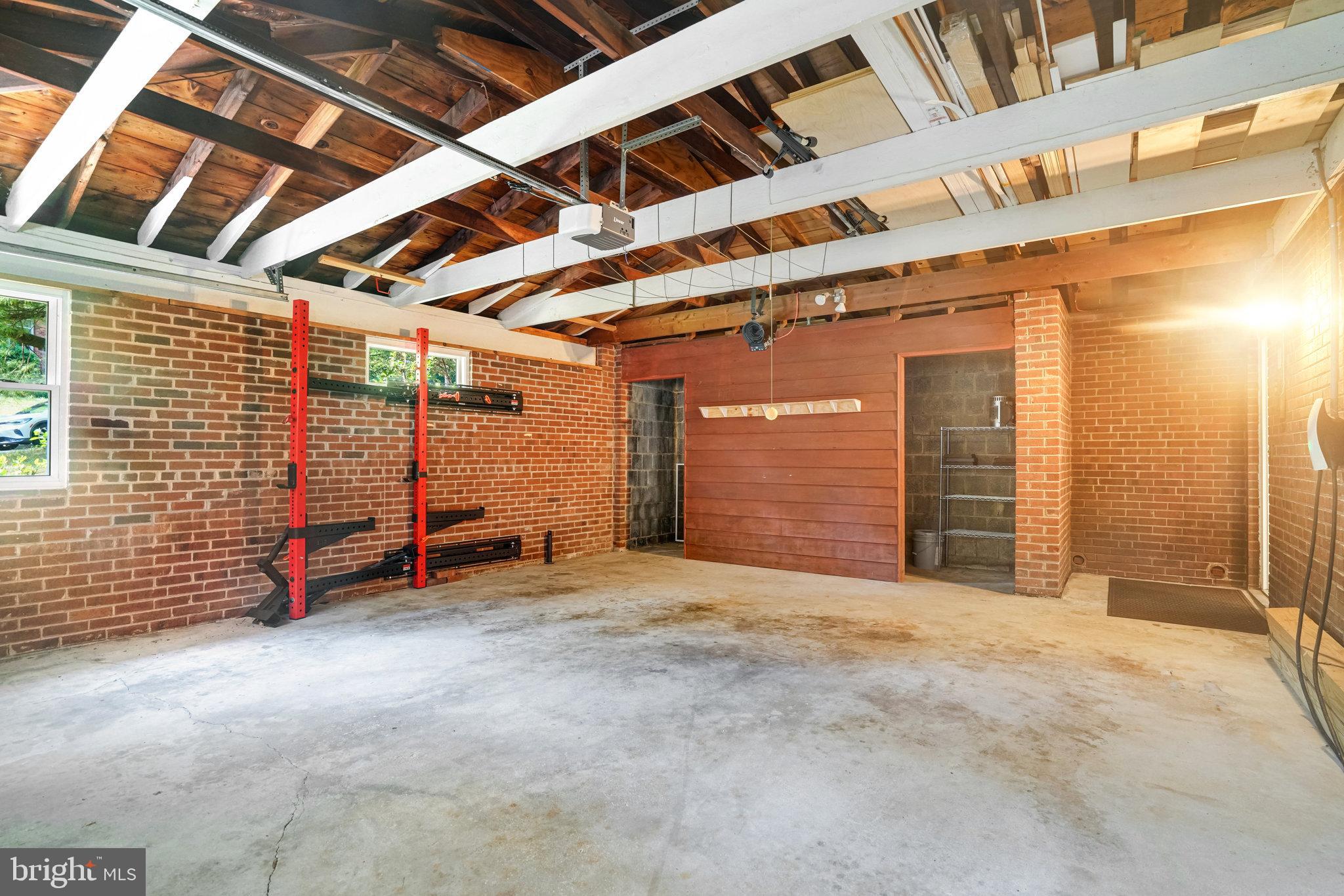 DONALDSON RUN - Residential