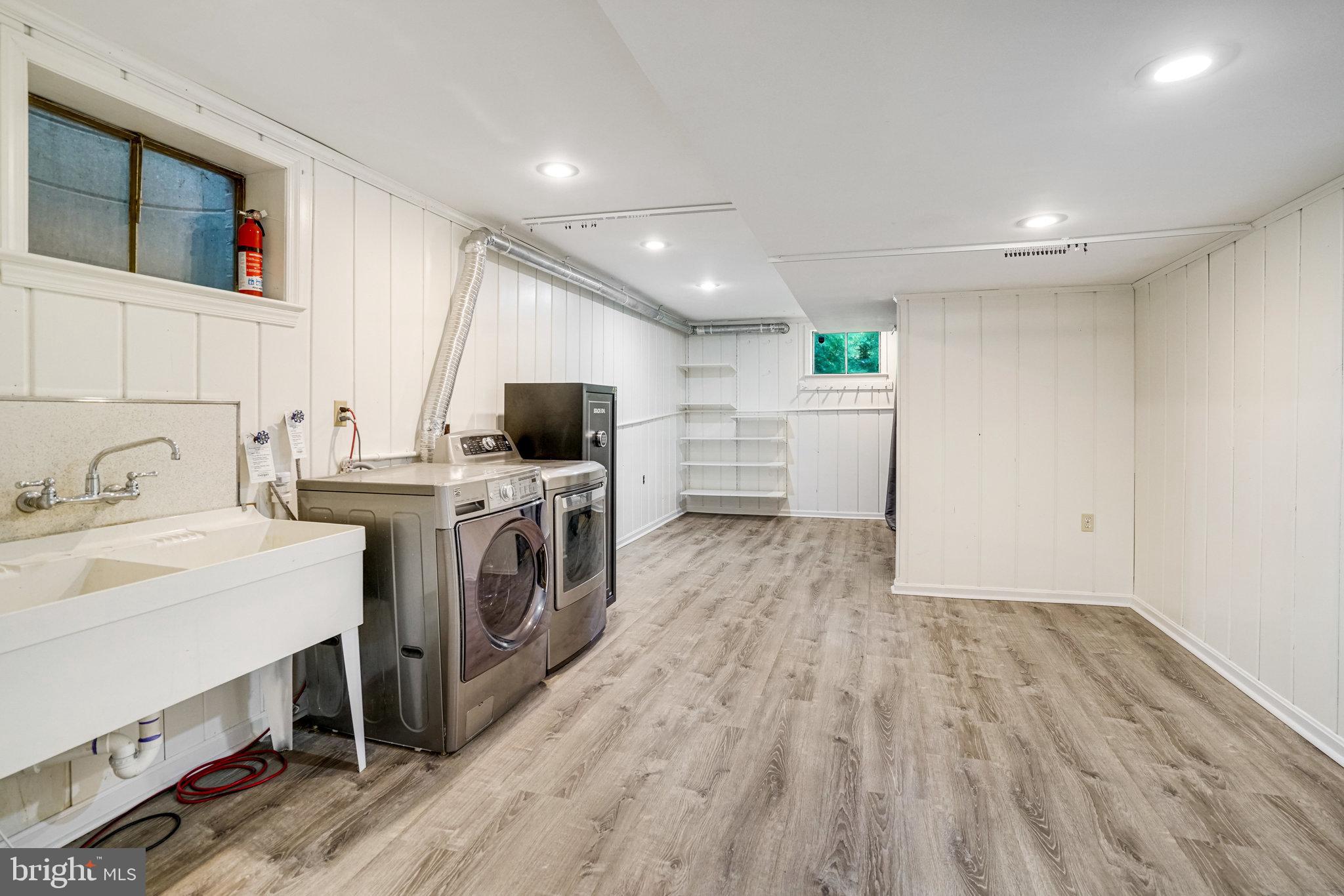 DONALDSON RUN - Residential