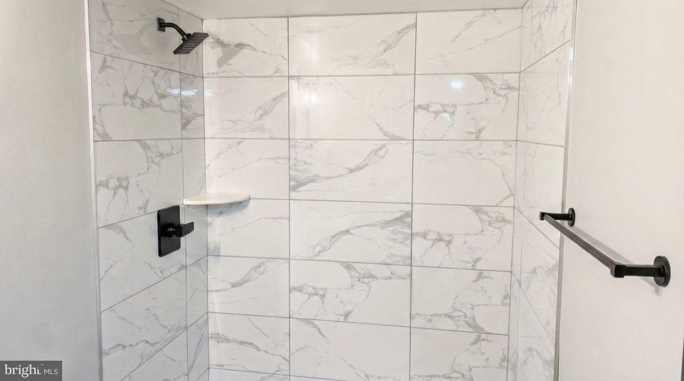 BENTANA PARK - Residential