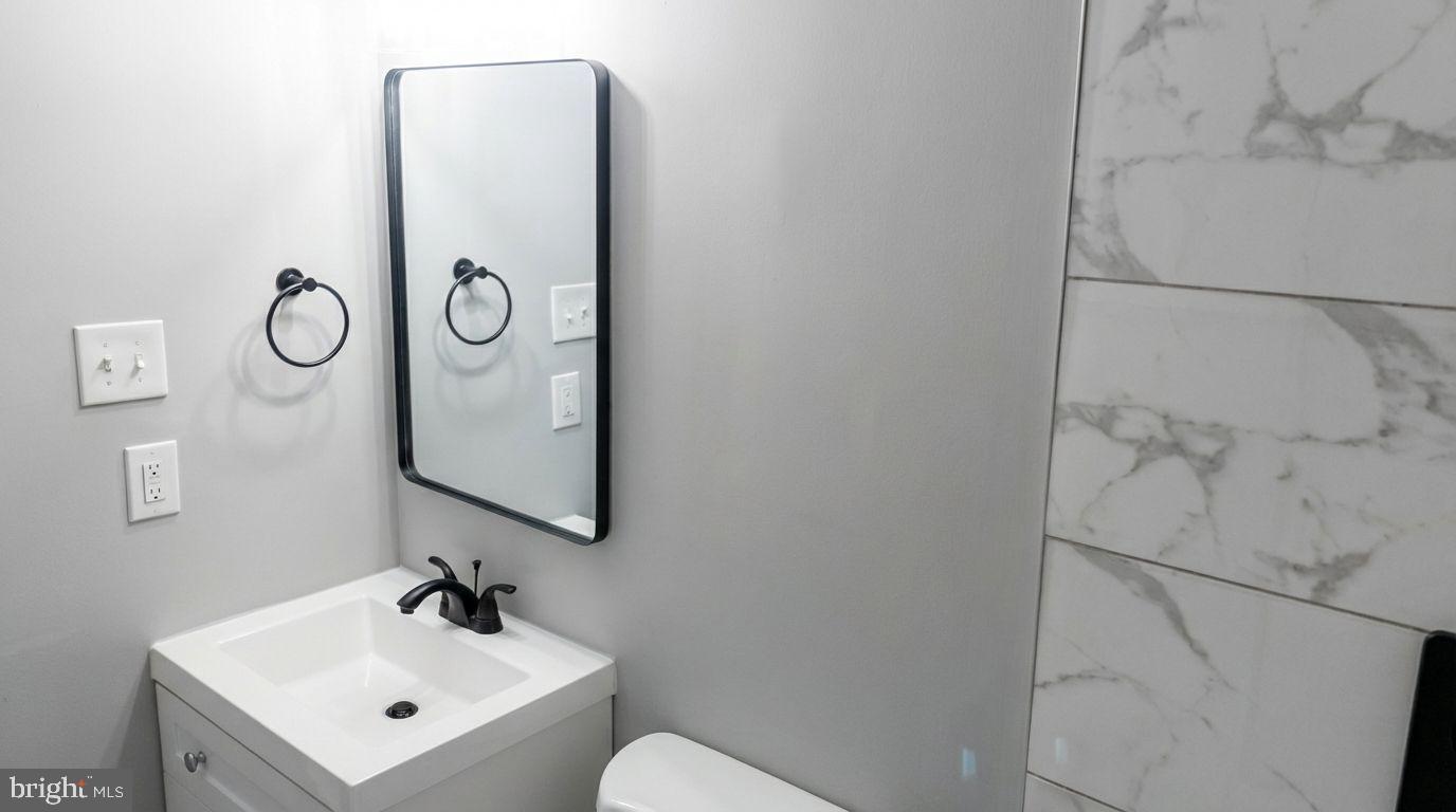 BENTANA PARK - Residential