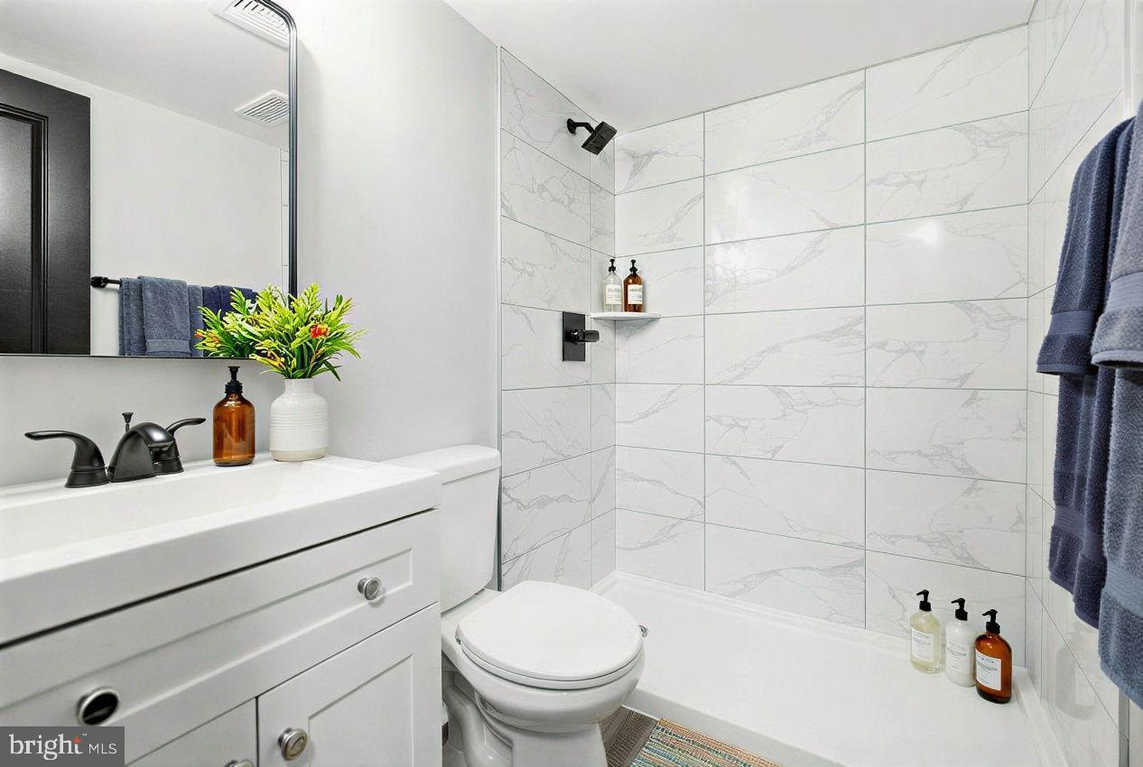 BENTANA PARK - Residential