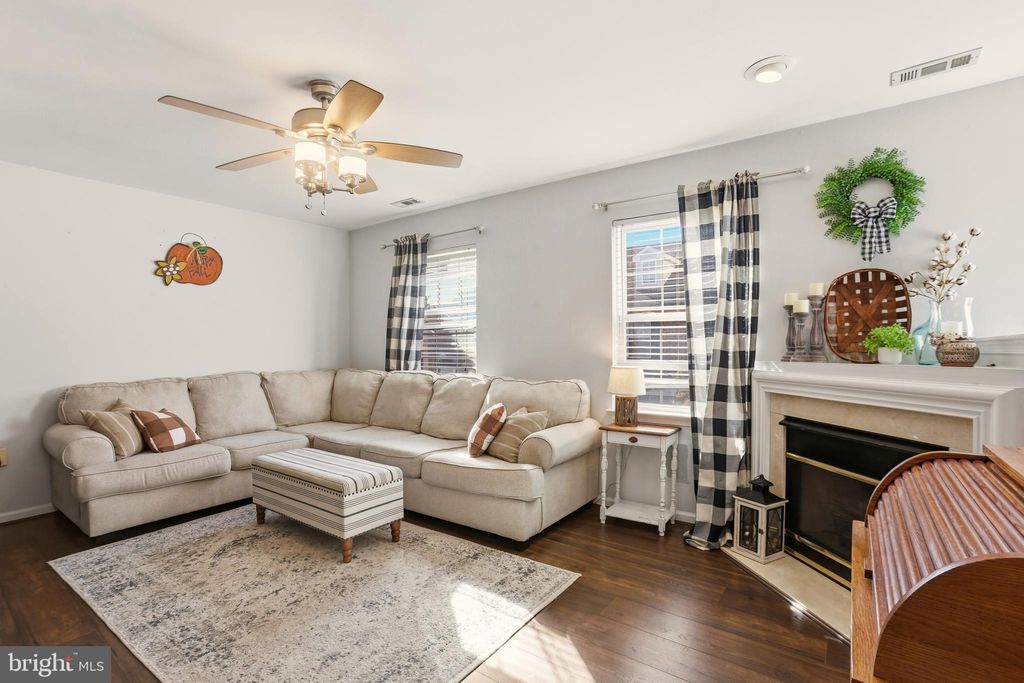 Photo of 1544 Benjamin Franklin Court, MAYS LANDING, NJ 08330 (MLS # NJAC2021492)