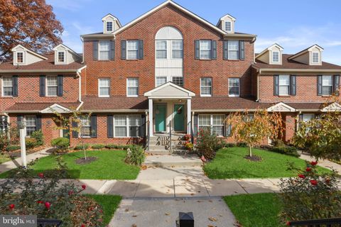 Condo For Sale - 1544 Benjamin Franklin Court<br/> MAYS LANDING, NJ 08330