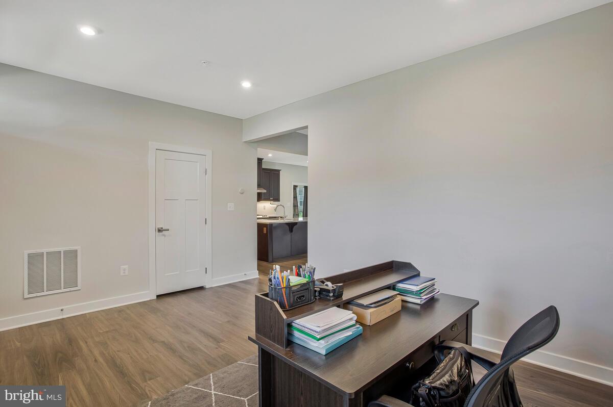 CANTER CREEK - Residential