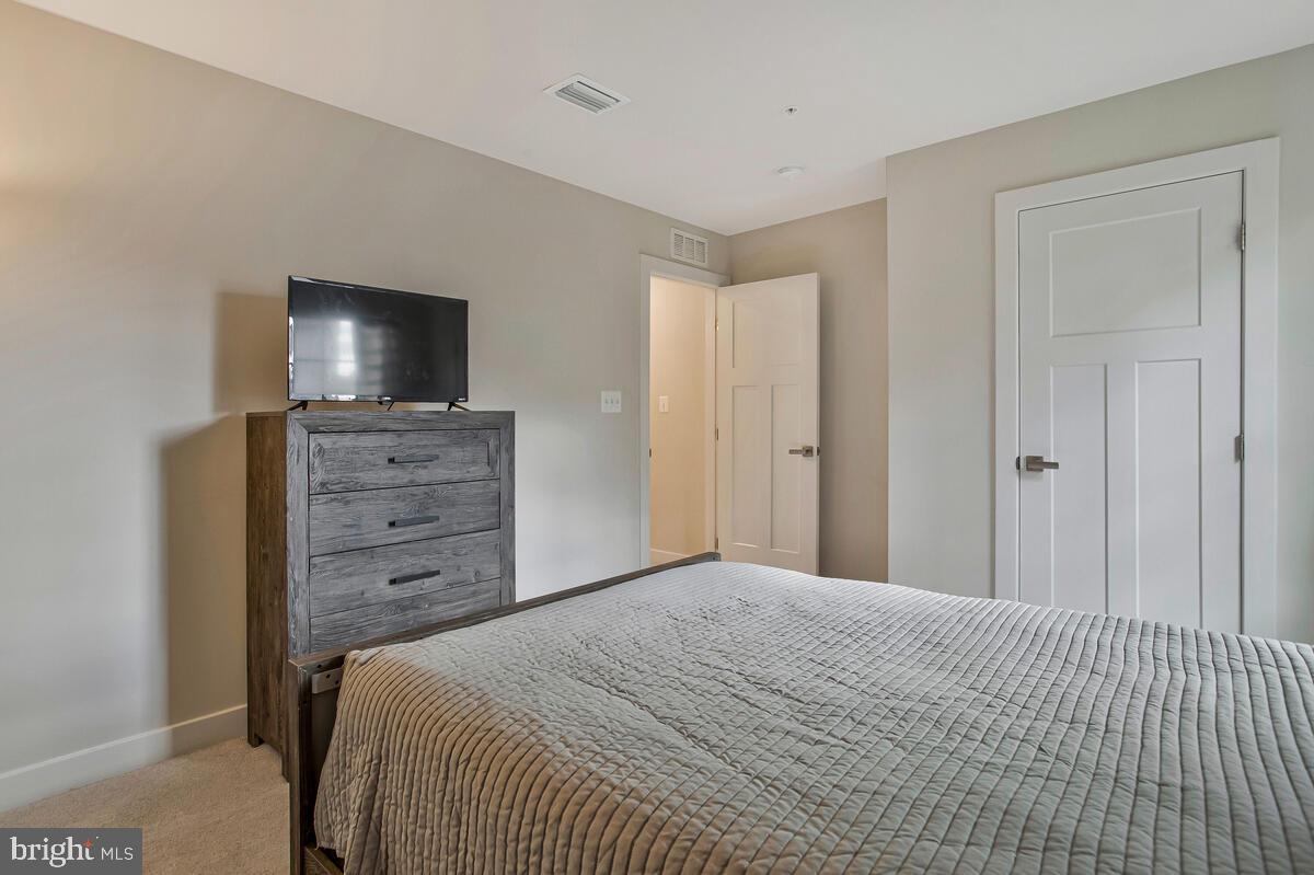 CANTER CREEK - Residential