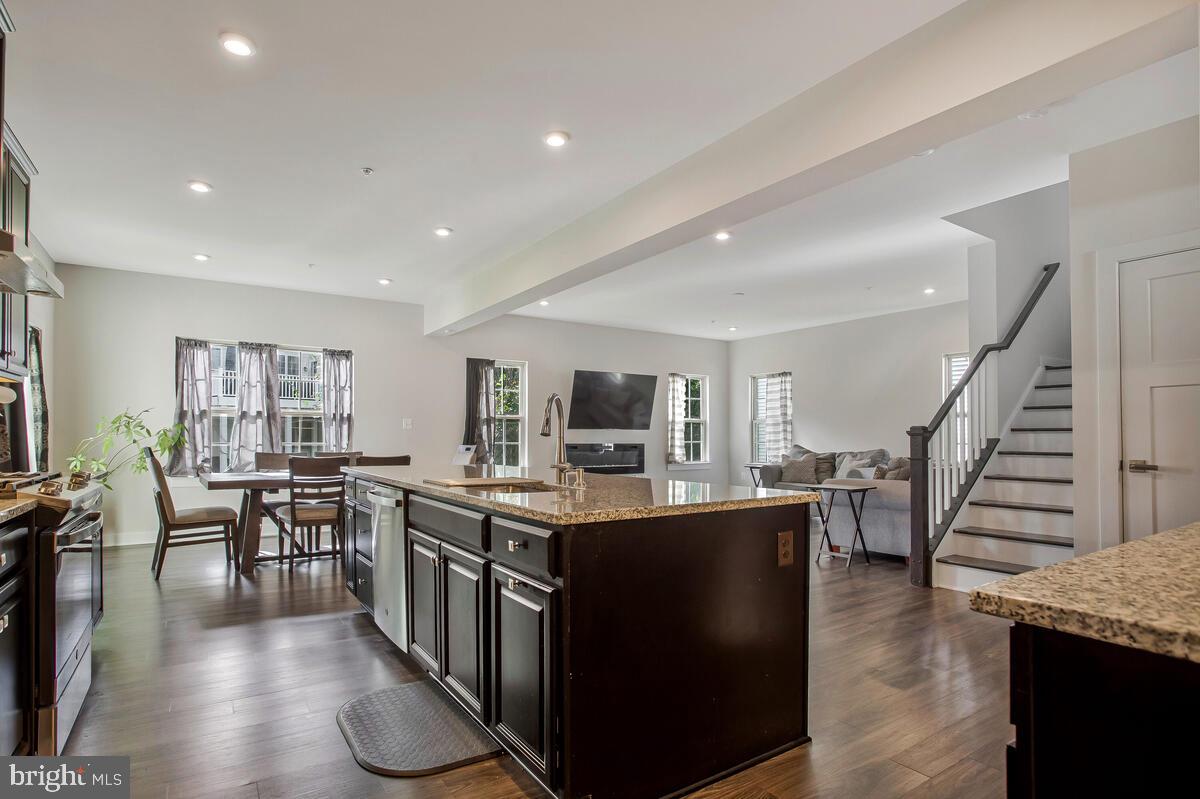 CANTER CREEK - Residential