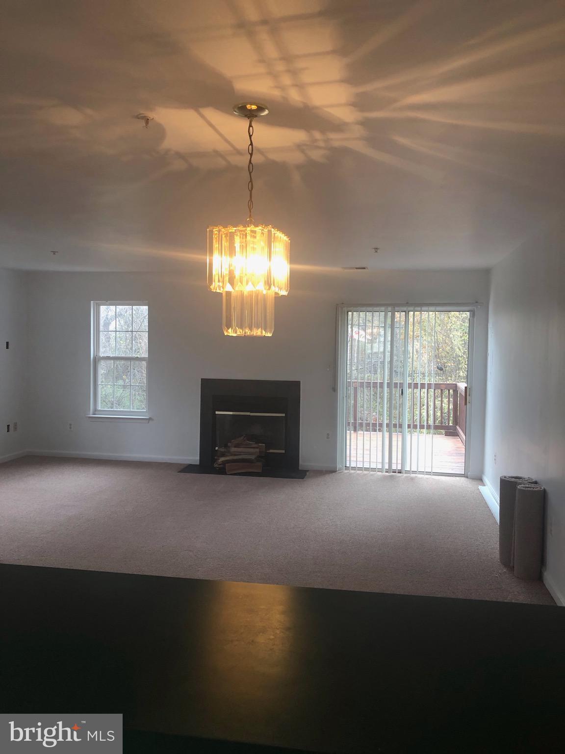 APPLEGATE CONDO - Residential