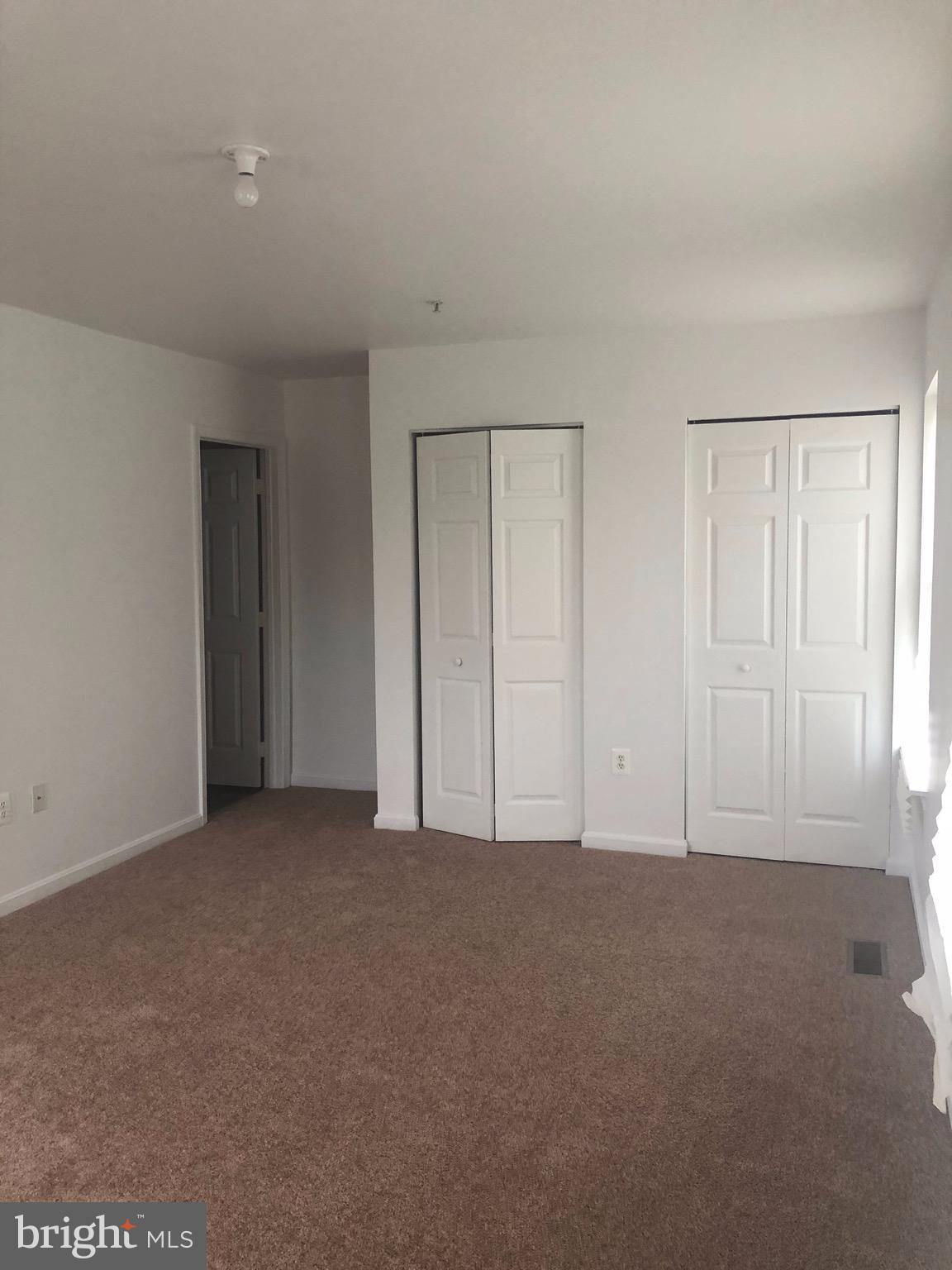 APPLEGATE CONDO - Residential