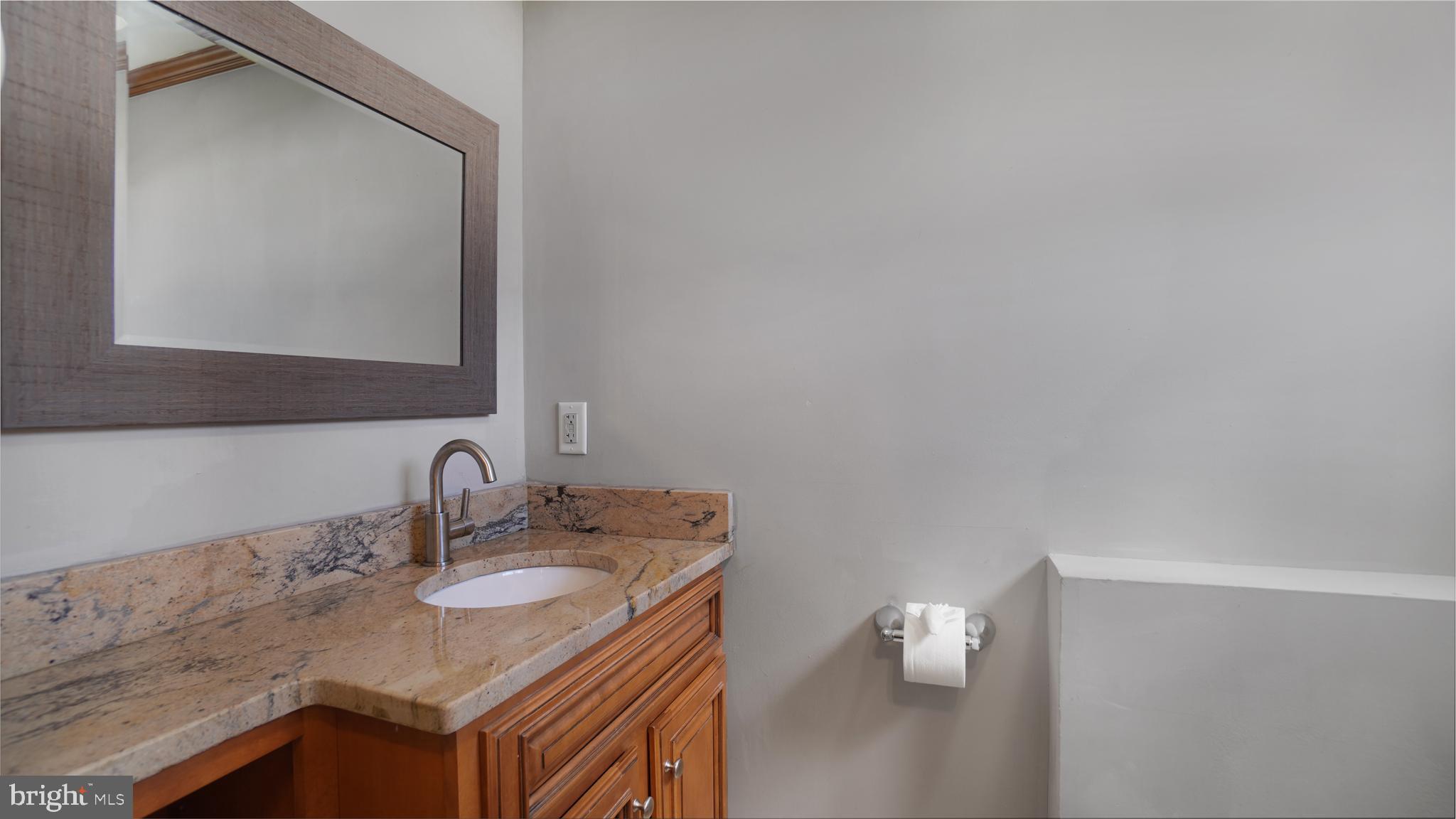 MUNROE GARDENS - Residential