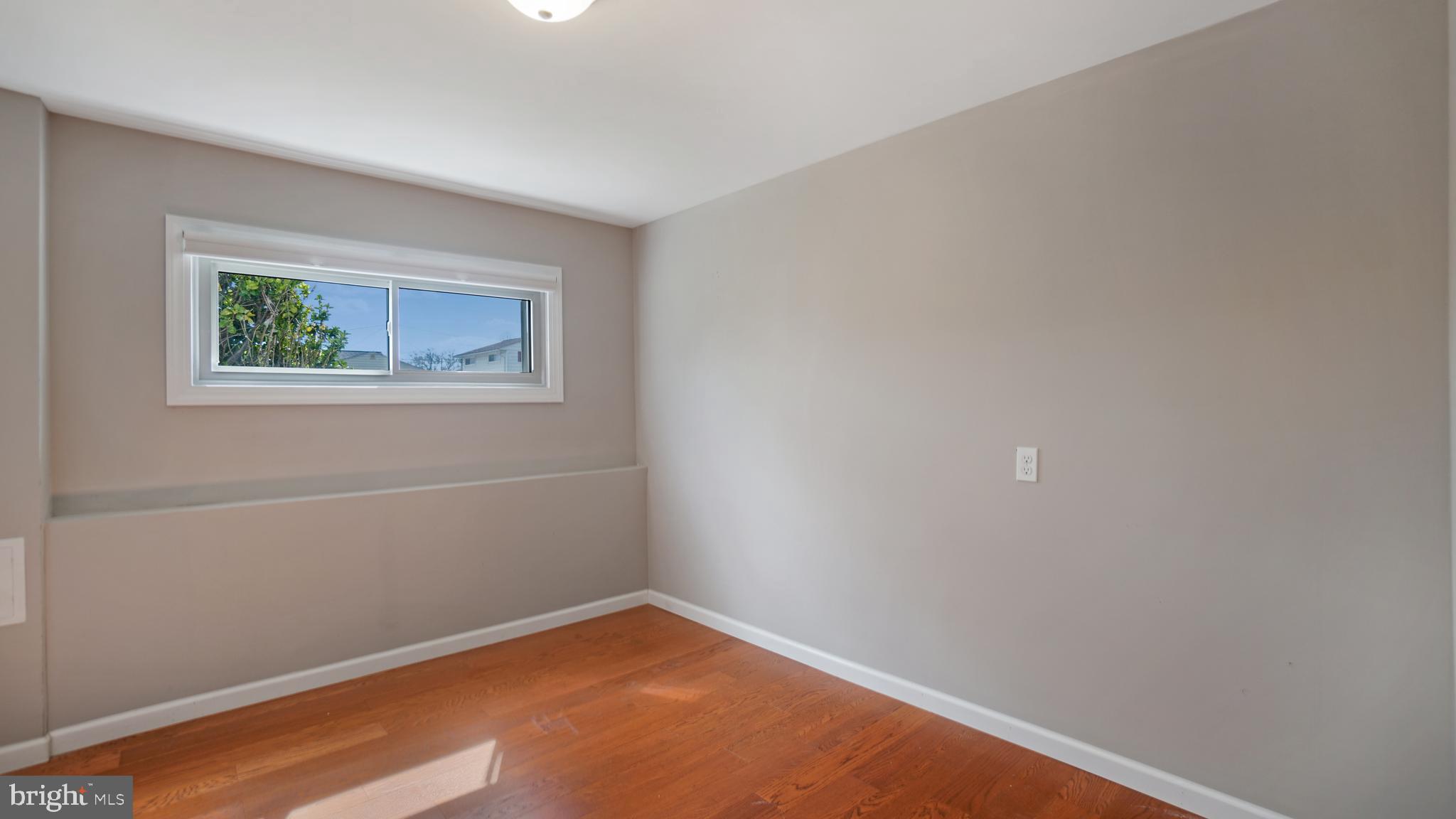 MUNROE GARDENS - Residential