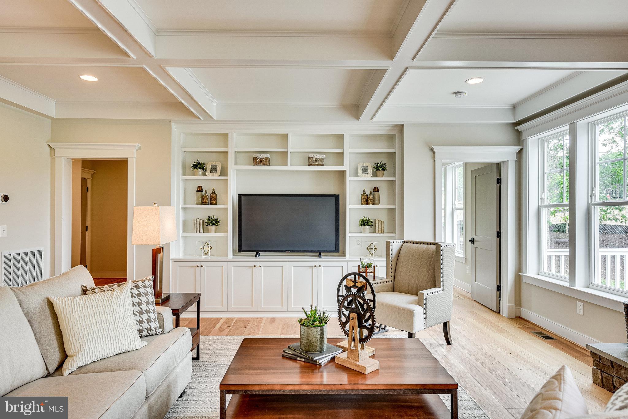 OAKTON VIEW - Residential