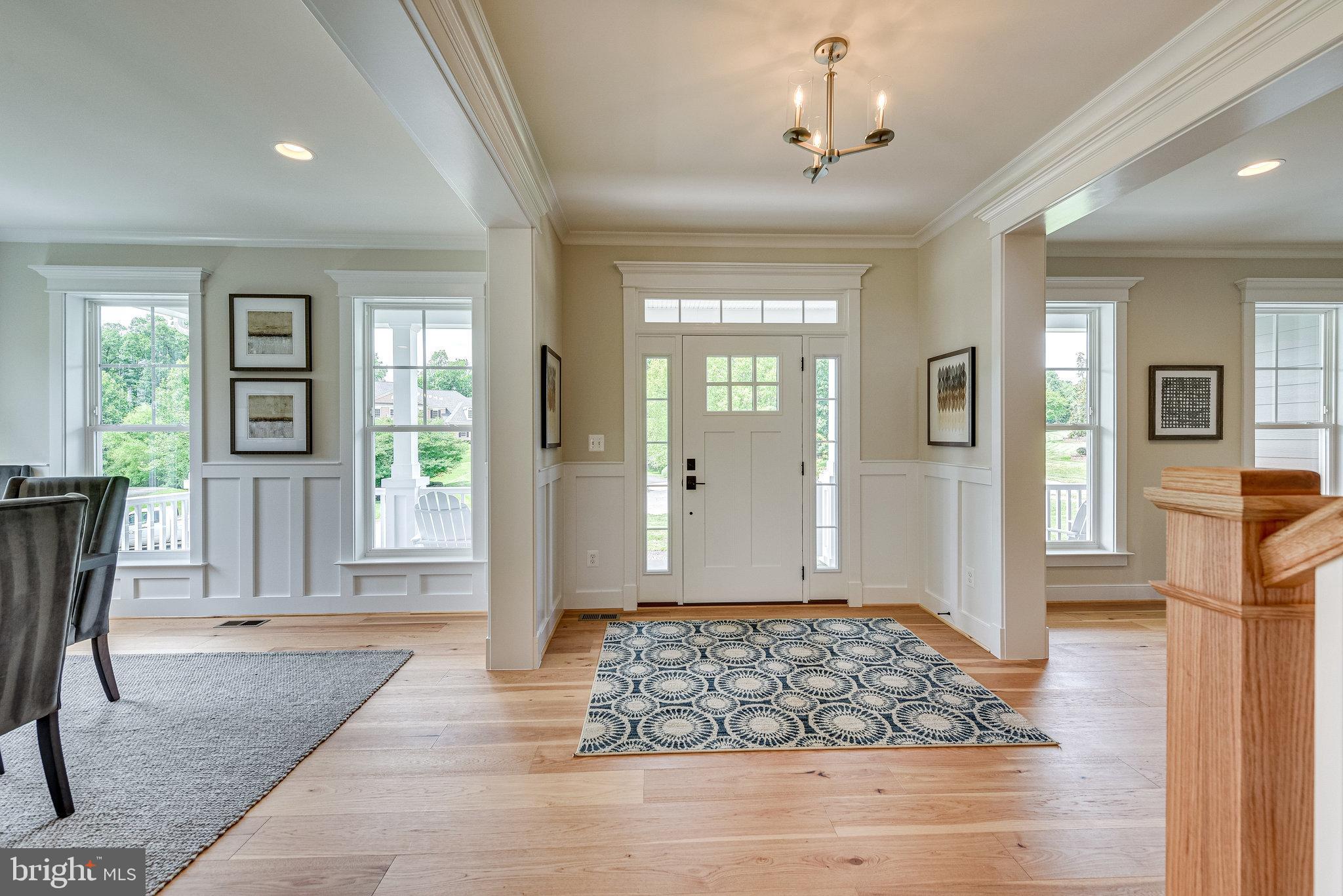 OAKTON VIEW - Residential