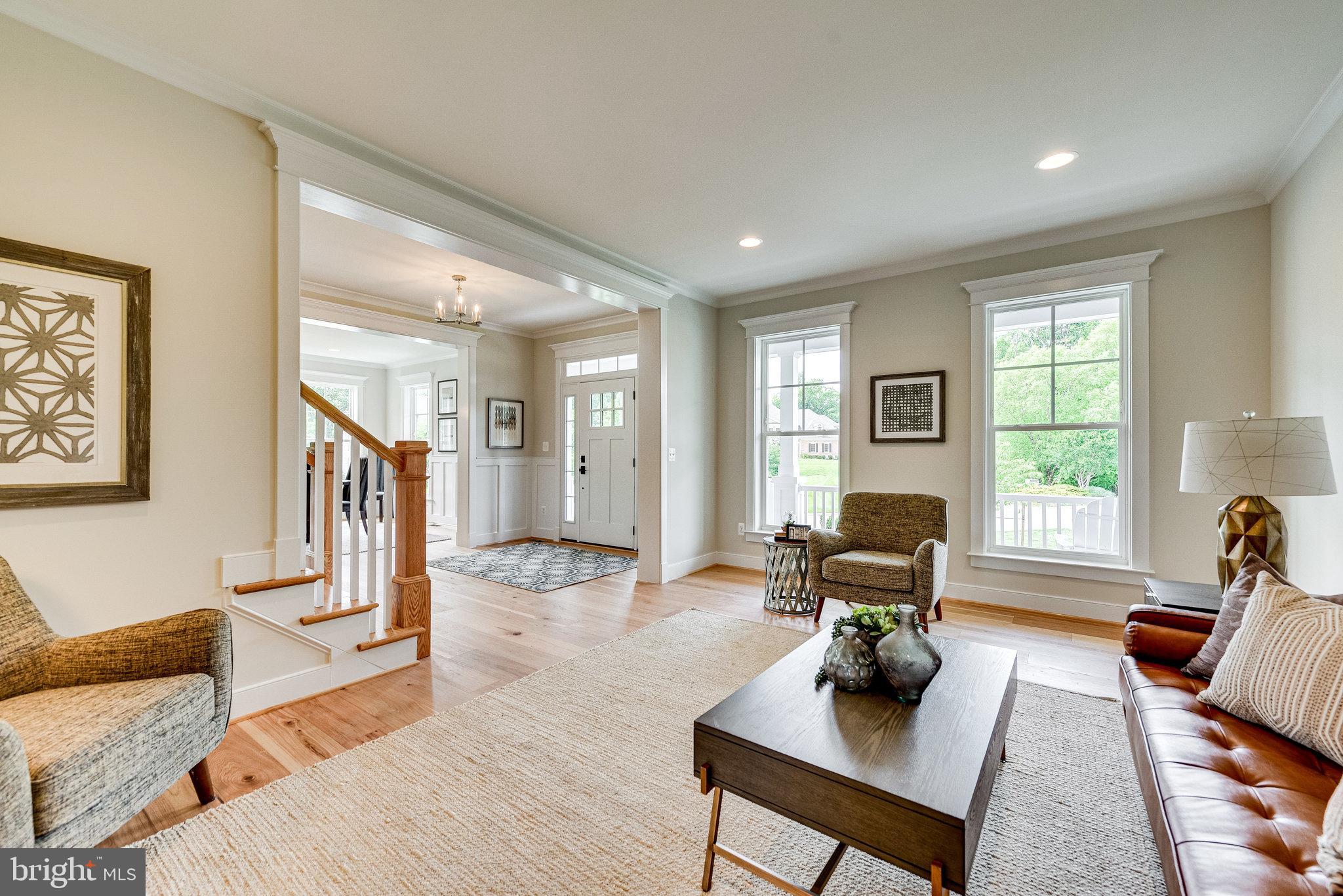 OAKTON VIEW - Residential