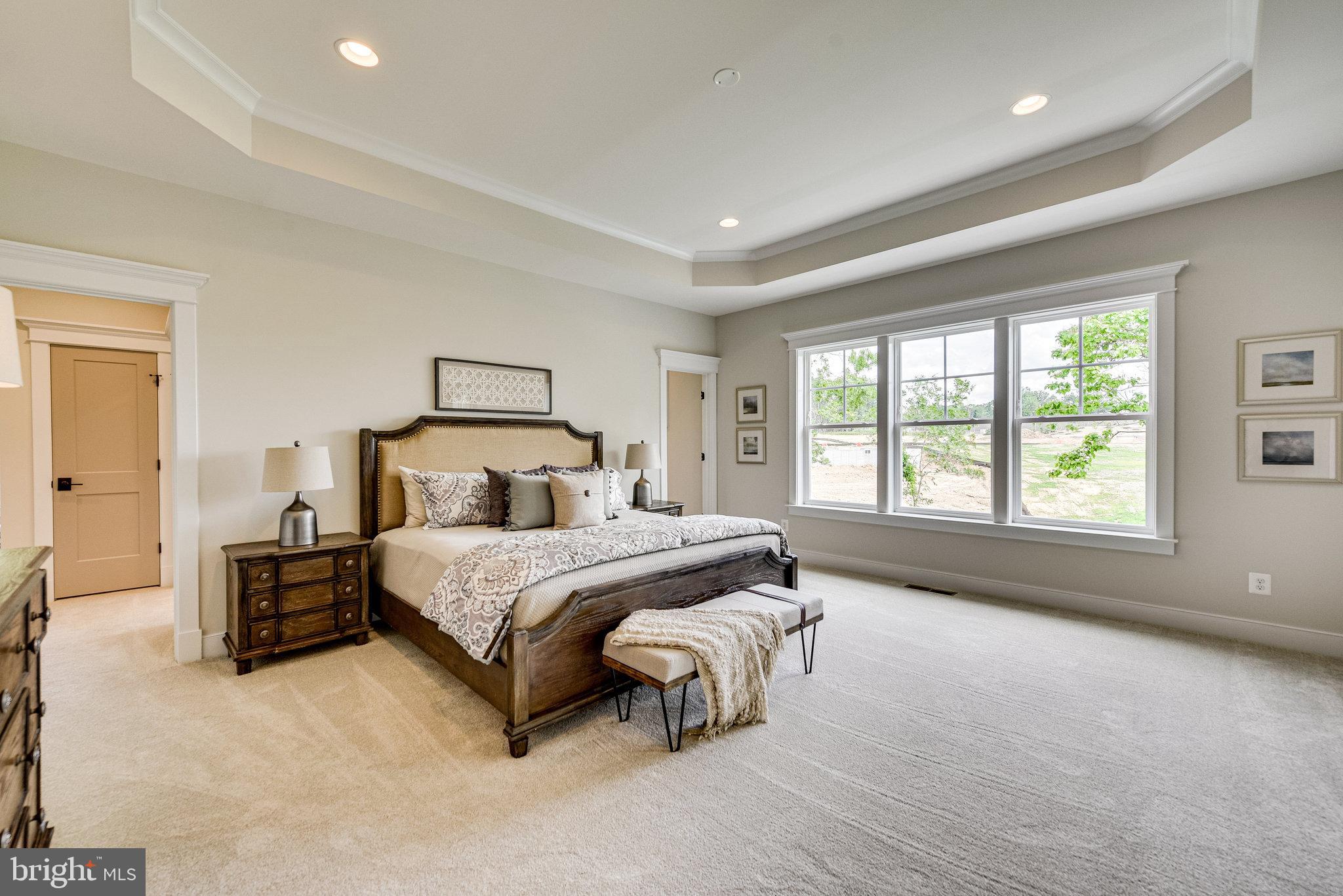 OAKTON VIEW - Residential