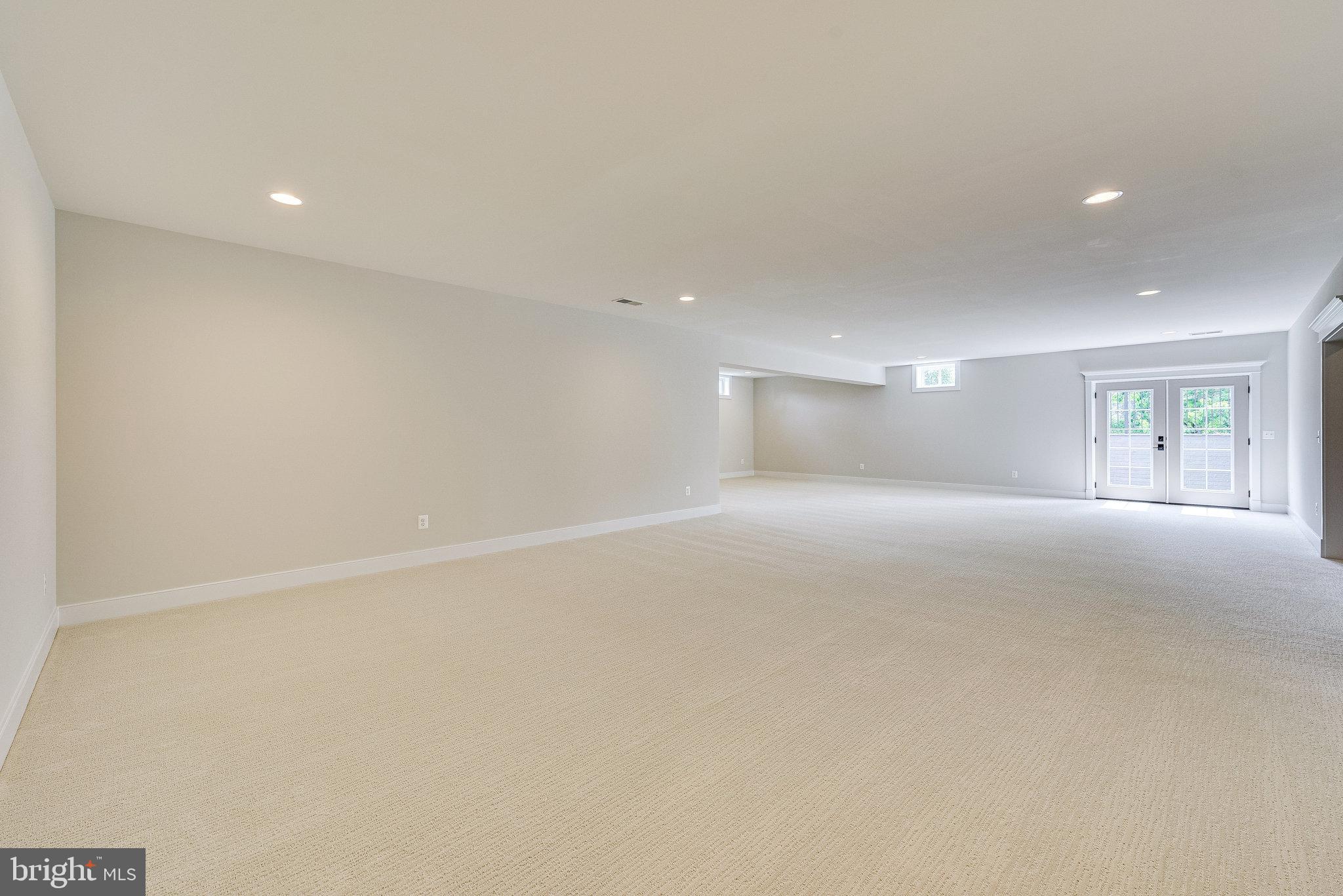 OAKTON VIEW - Residential