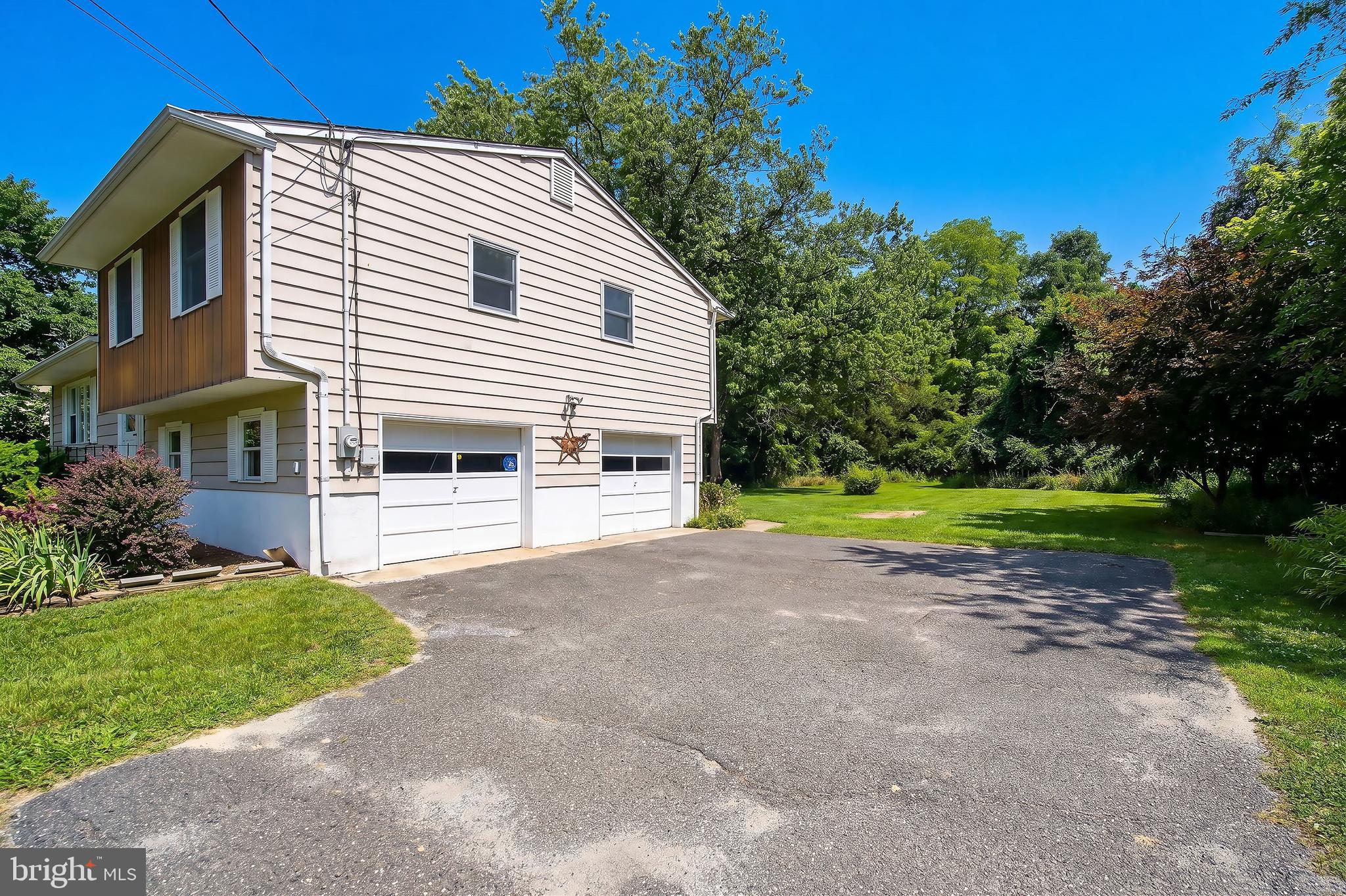 81 FORD ROAD