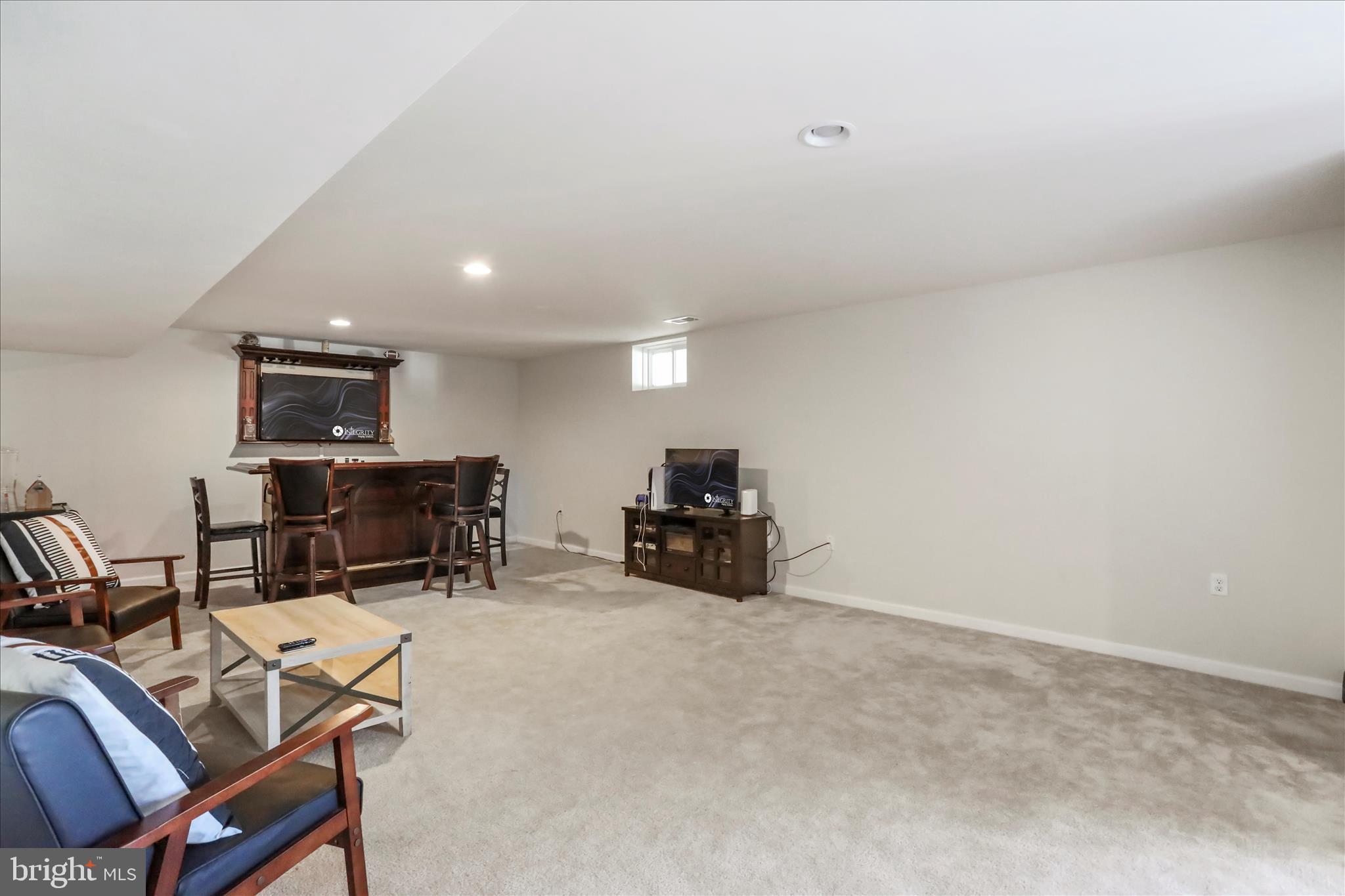 ARCHERS ROCK - Residential