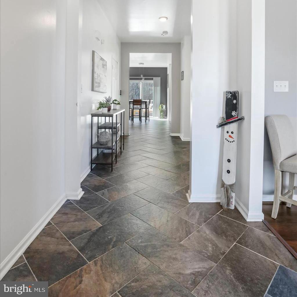 ARCHERS ROCK - Residential