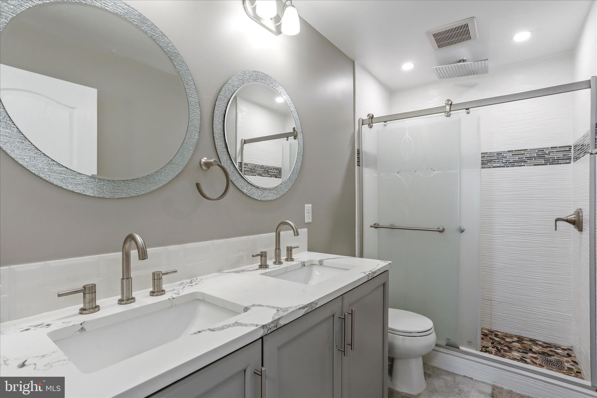 ARCHERS ROCK - Residential