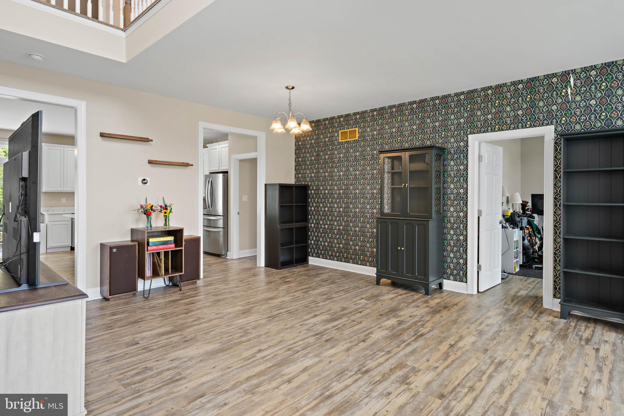 158 SHORE LANE