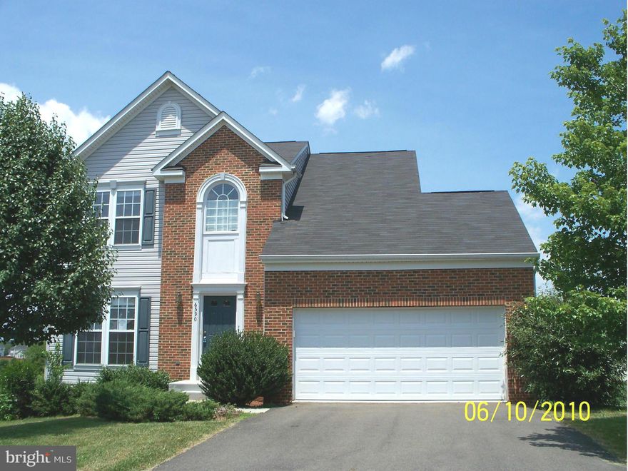 BEAUTIFUL BRICK DUL-DE-SAC, SPACIOUS SINGLE FAMILY HOME, REGULAR SALE, 3 BEDROOMS, 2.5 BATHROOMS, UPGRADES THROUGHOUT, NEW APPLIANCES. BACKS TO WALKING TRAIL AND BOARDERS PARK. VACANT, SHOW NOW & ANYTIME!!!!!